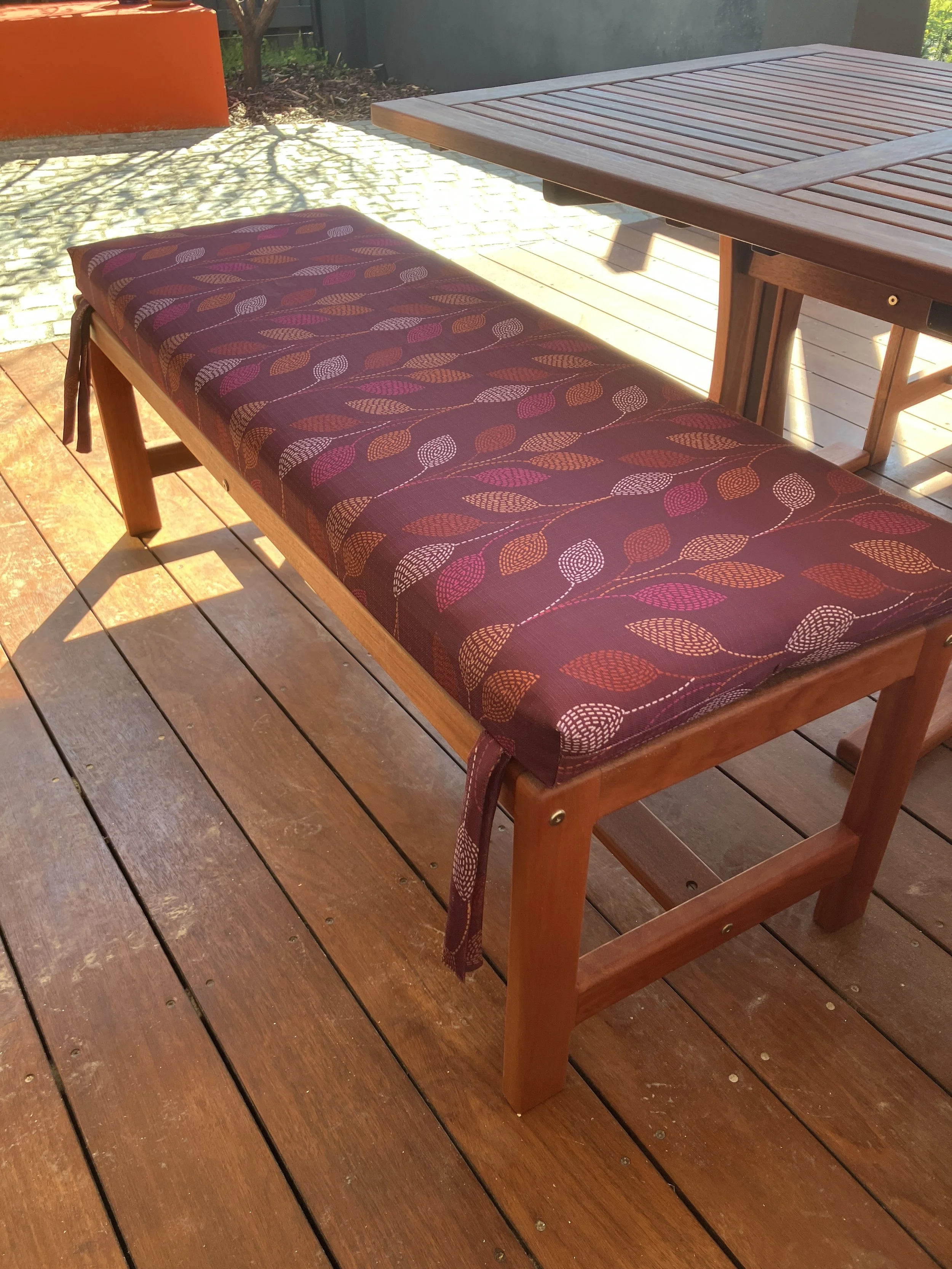 Bench seat cushions with ties Austex Fusion prints