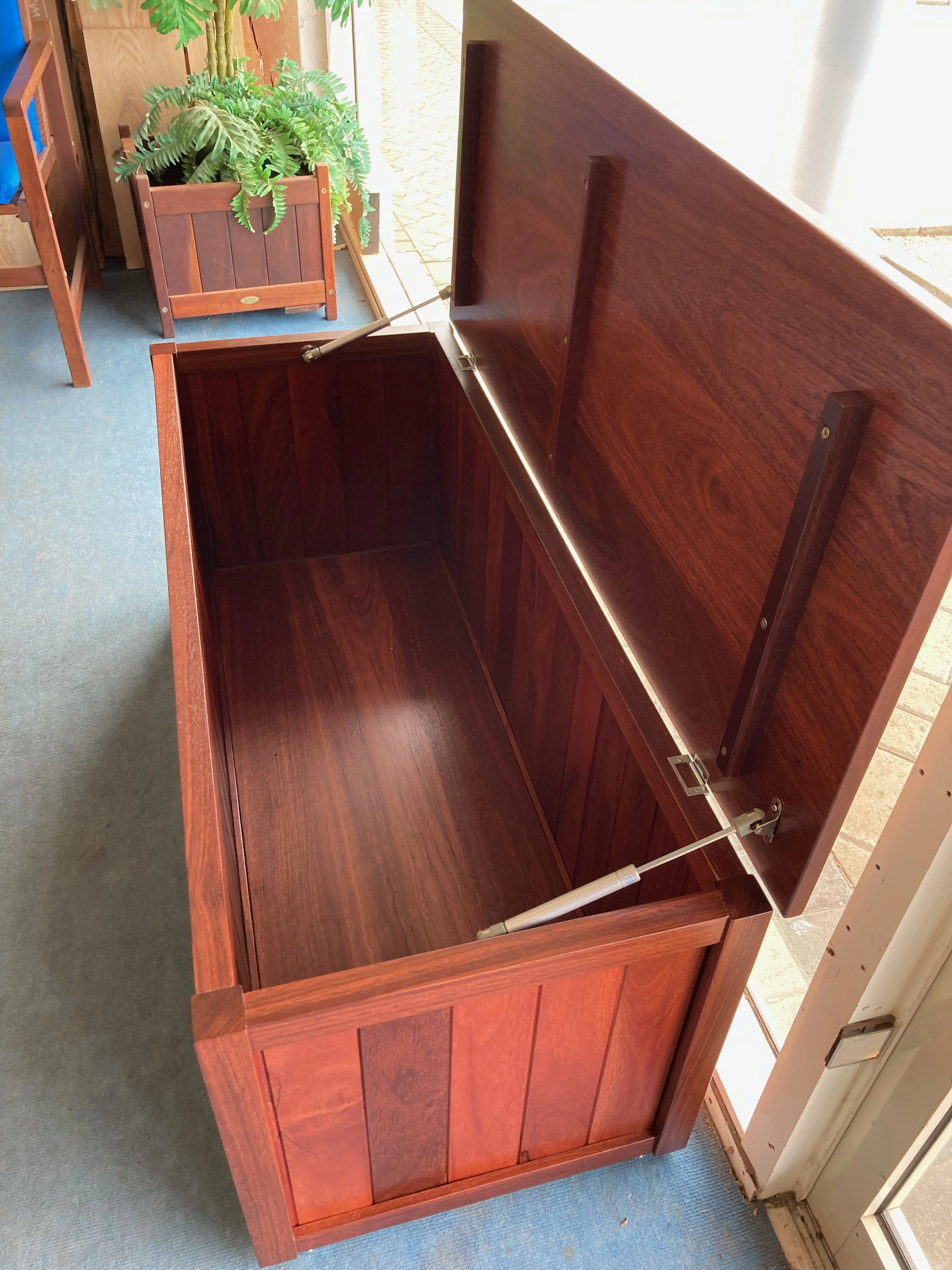 Jarrah blanket box