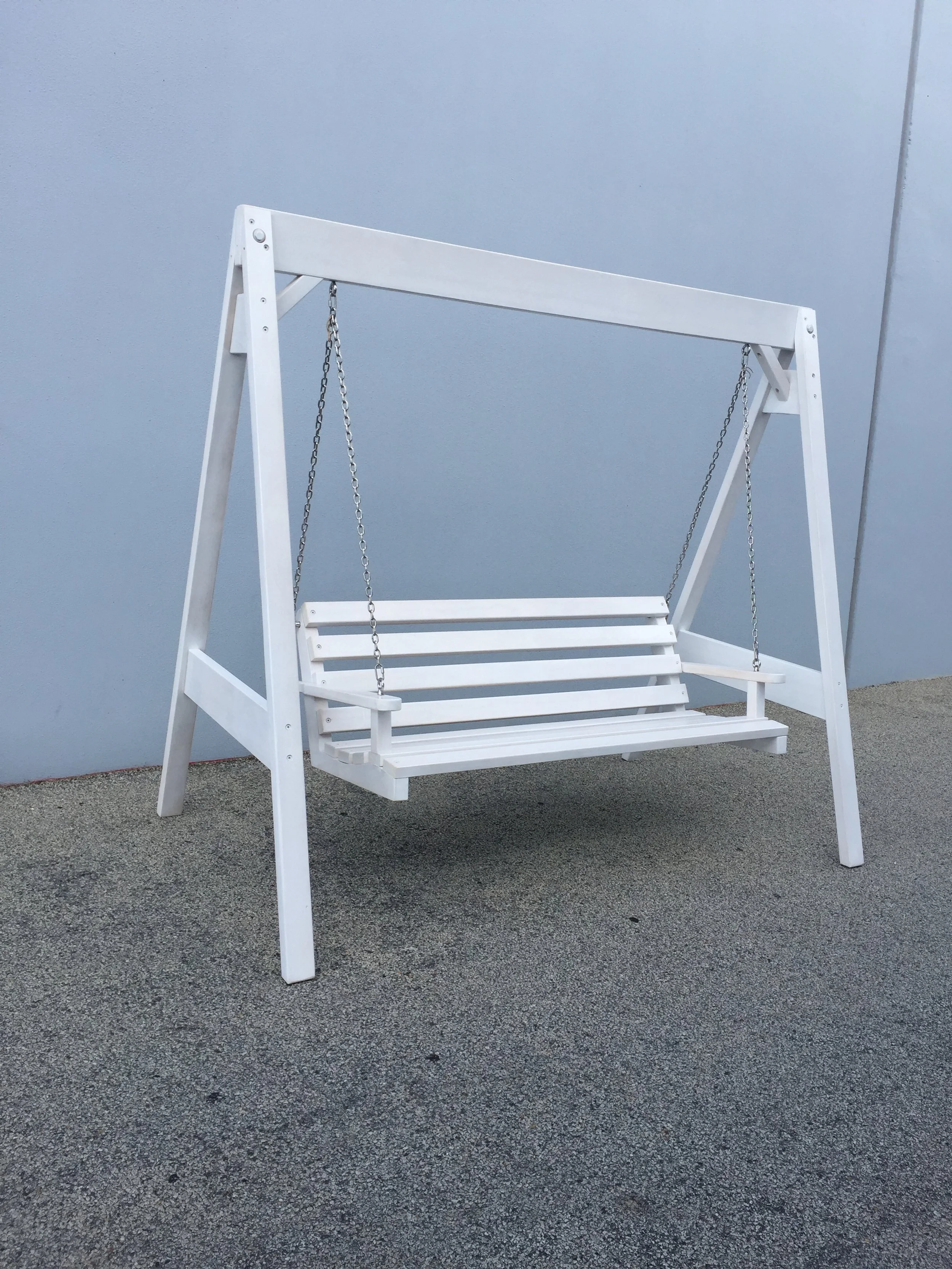 Accoya horizontal slat swing 