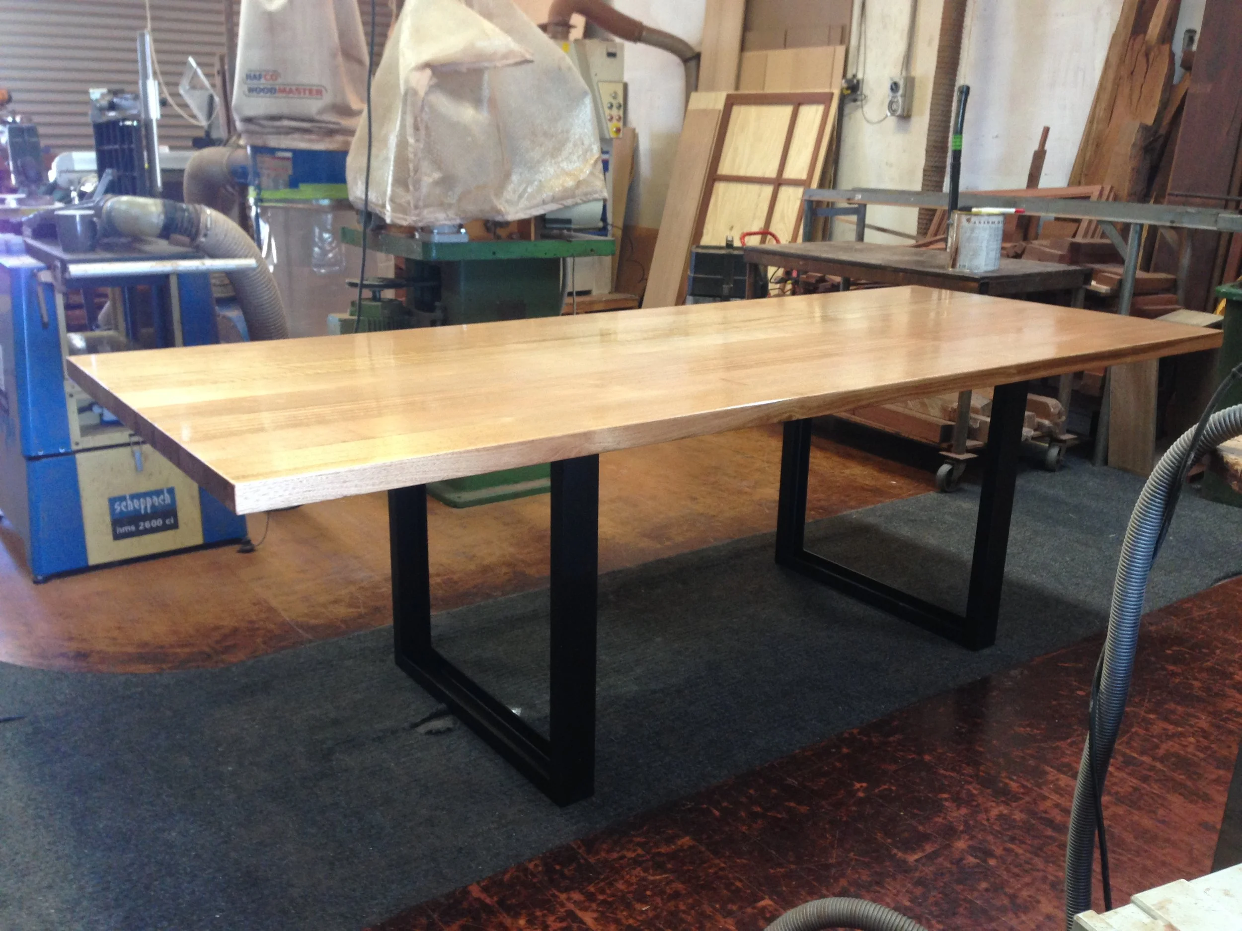 Oak table with black steel legs