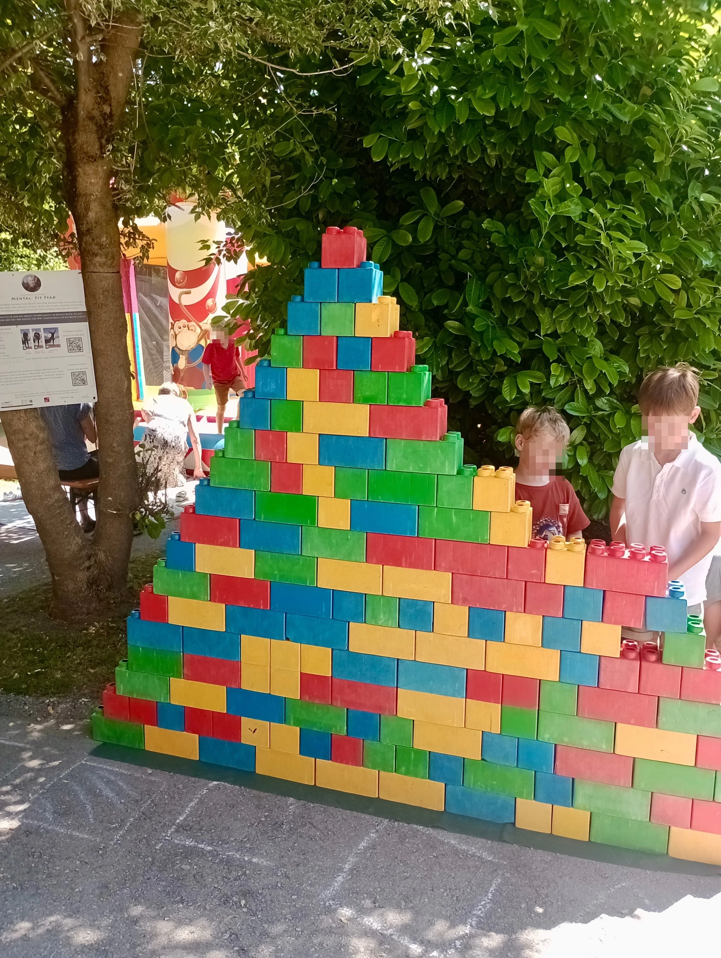 Lego II.jpg