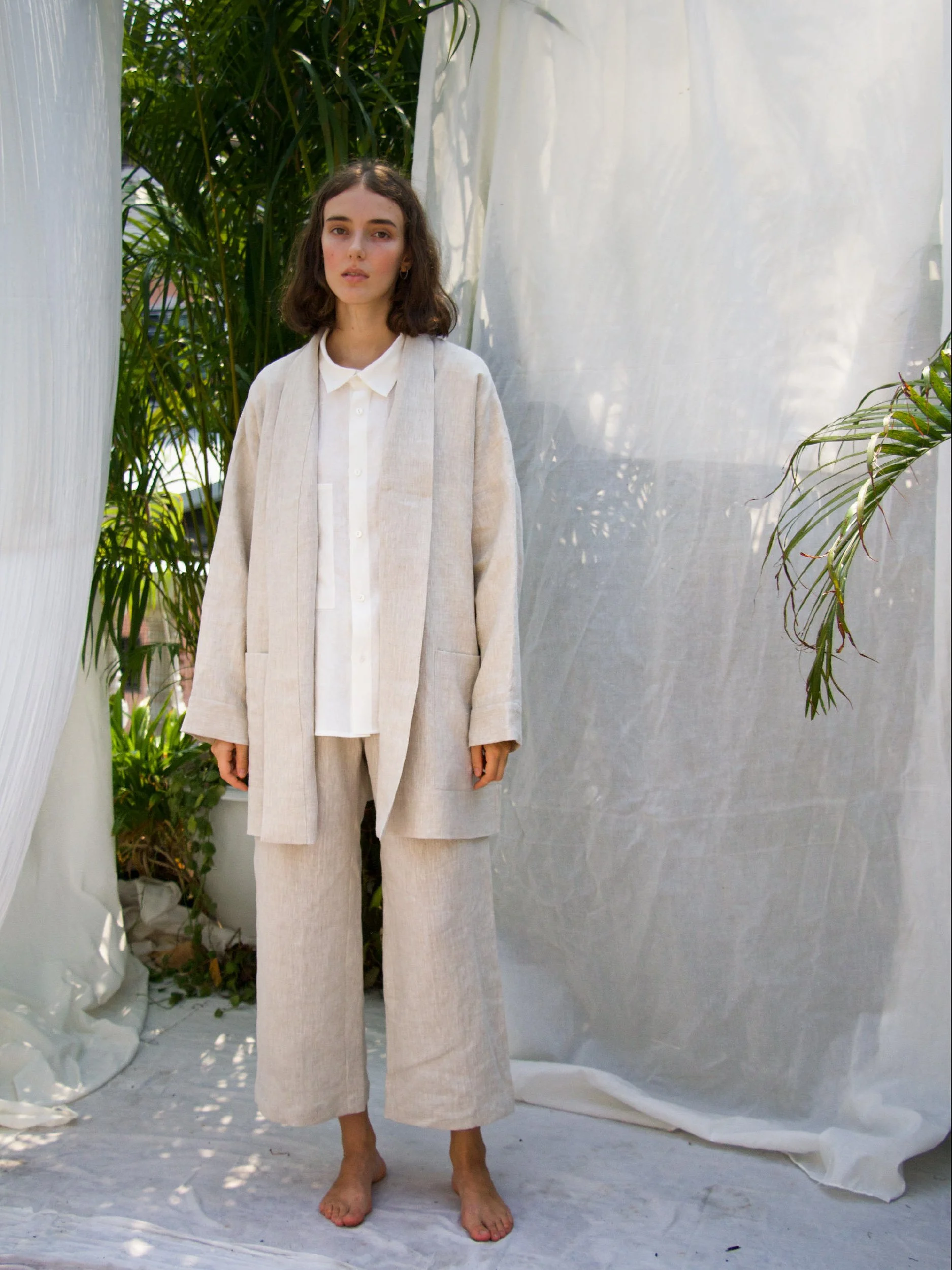 minimalist cardigan linen version front view