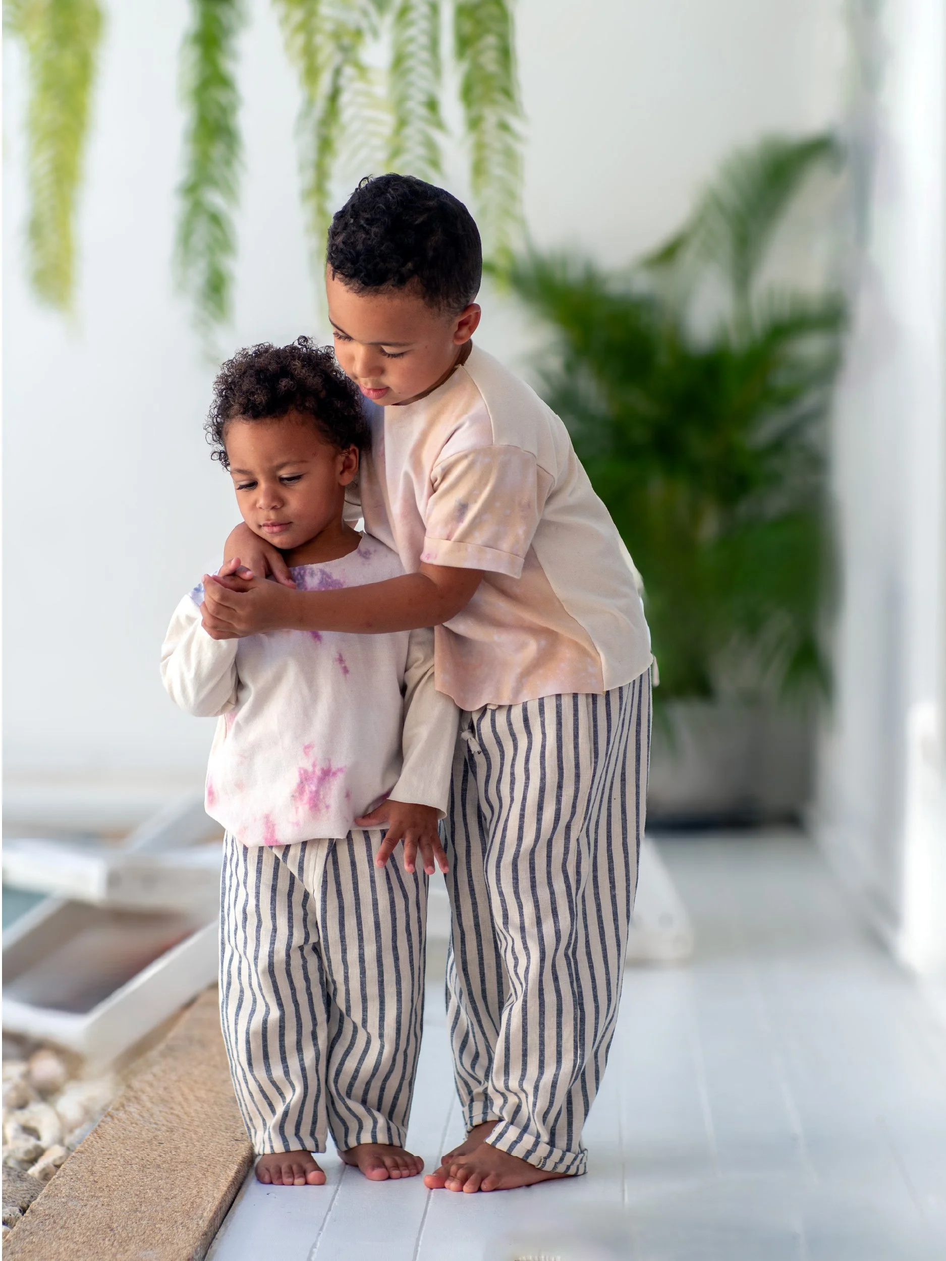 lazy pants for kids model image