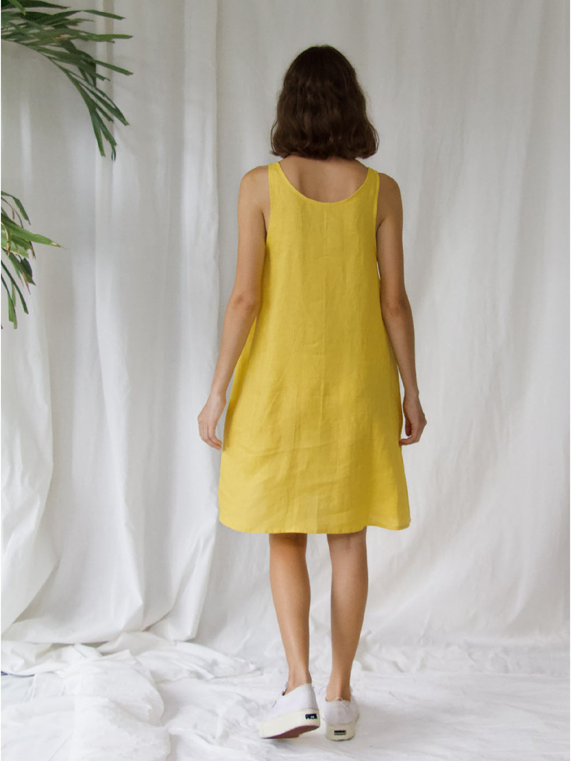 beach dress model image - back view