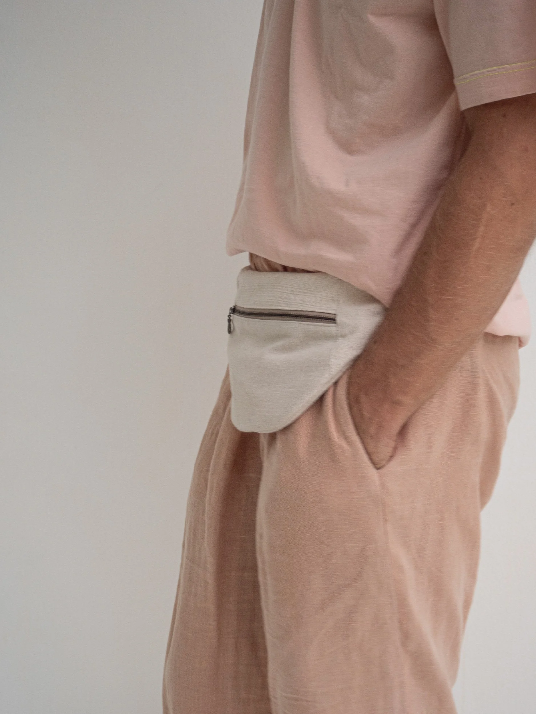 model wearing banana bag around the waist