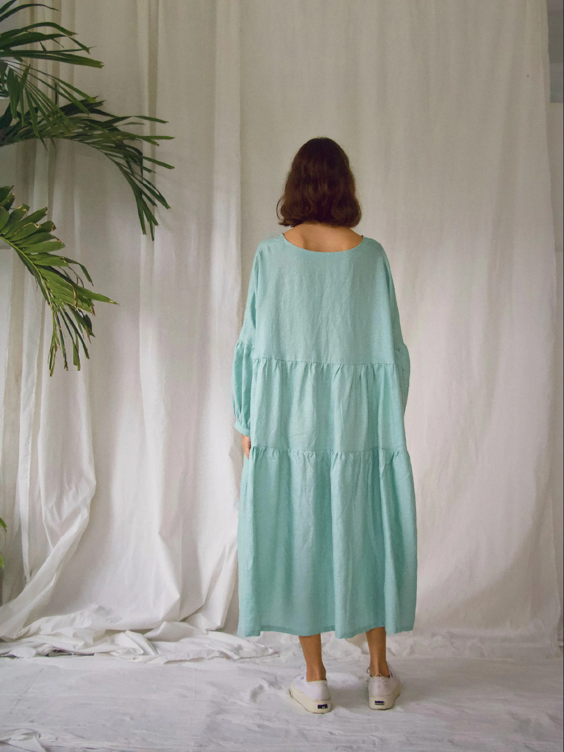 puffy dress back view