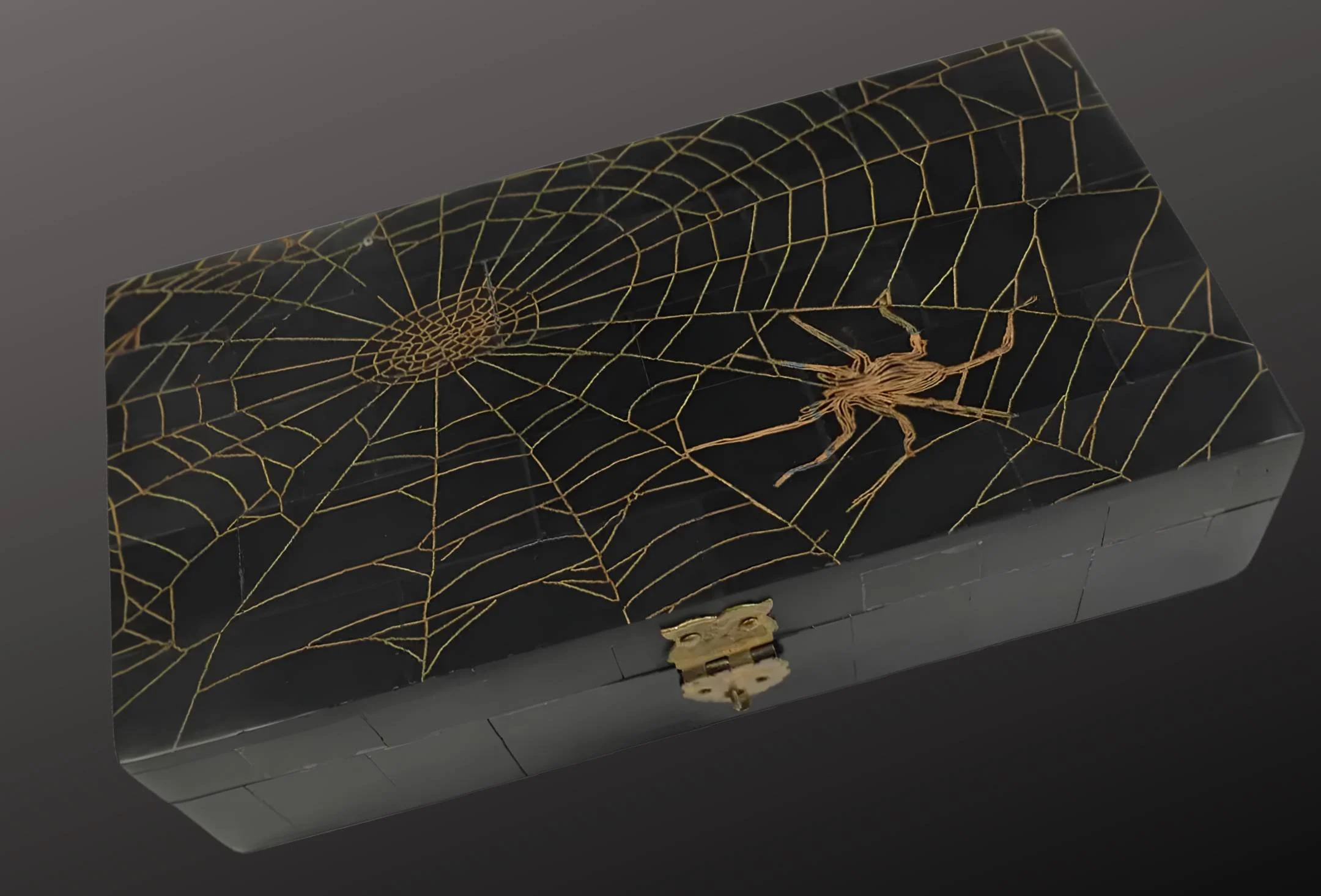 Spider in Web Engraved Horn Jewelry Box