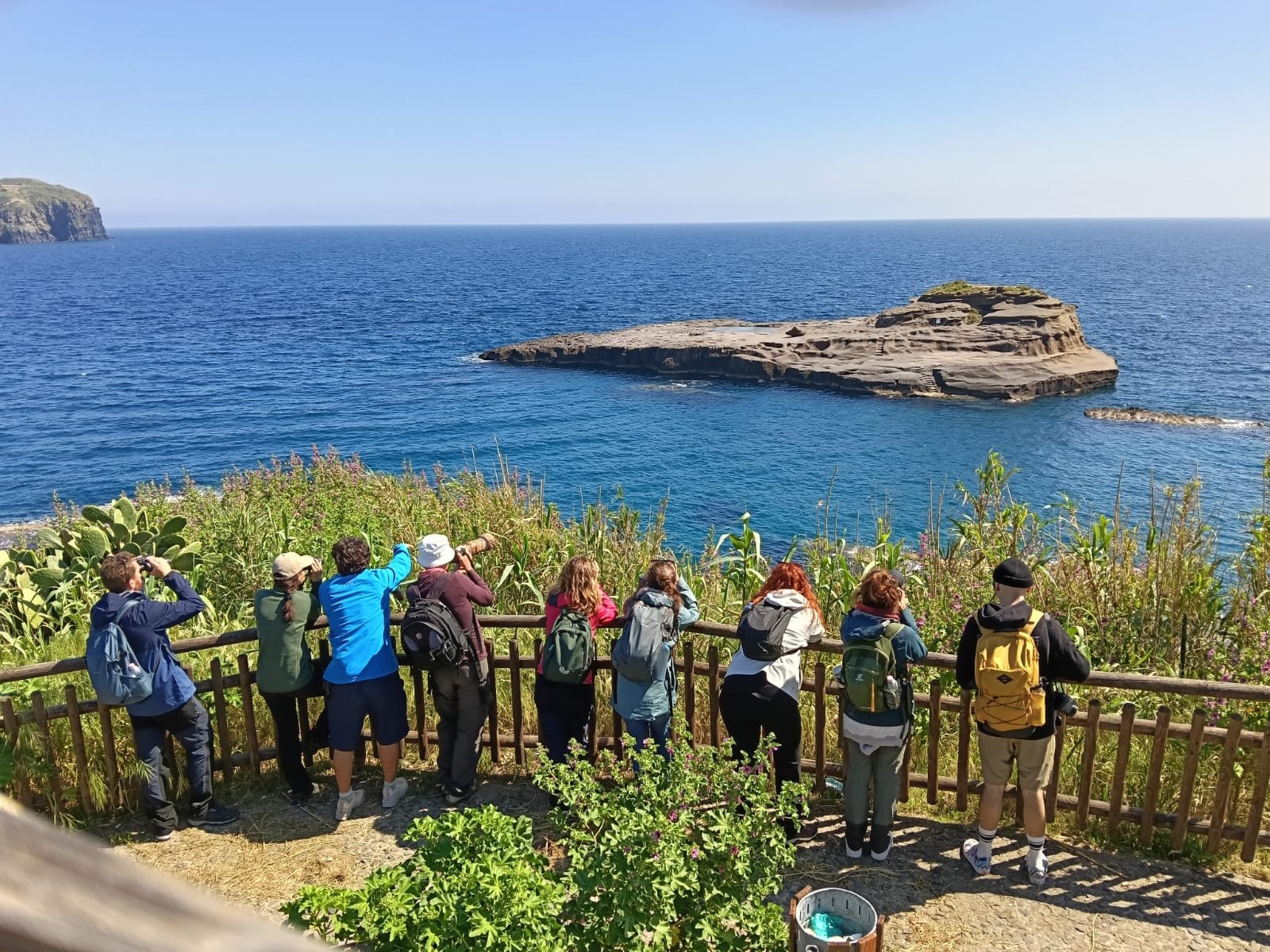 ventotene, birdwatching, mare, birdwatcher, fotografia naturalistica, mnare, cielo, migrazione, uccelli