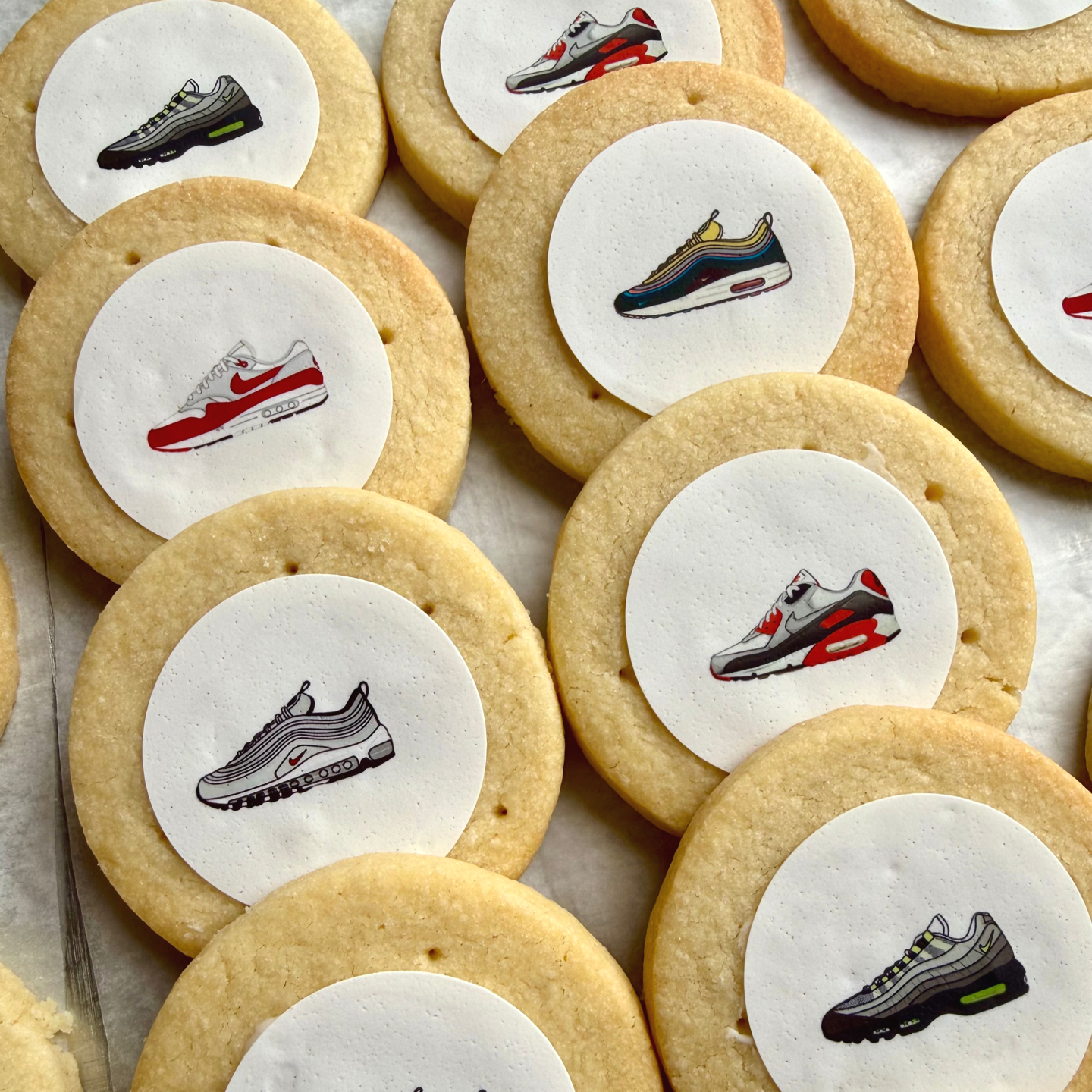 Nike Biscuits 