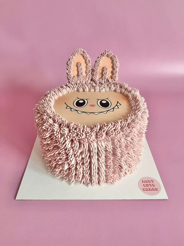 Labubu Cake