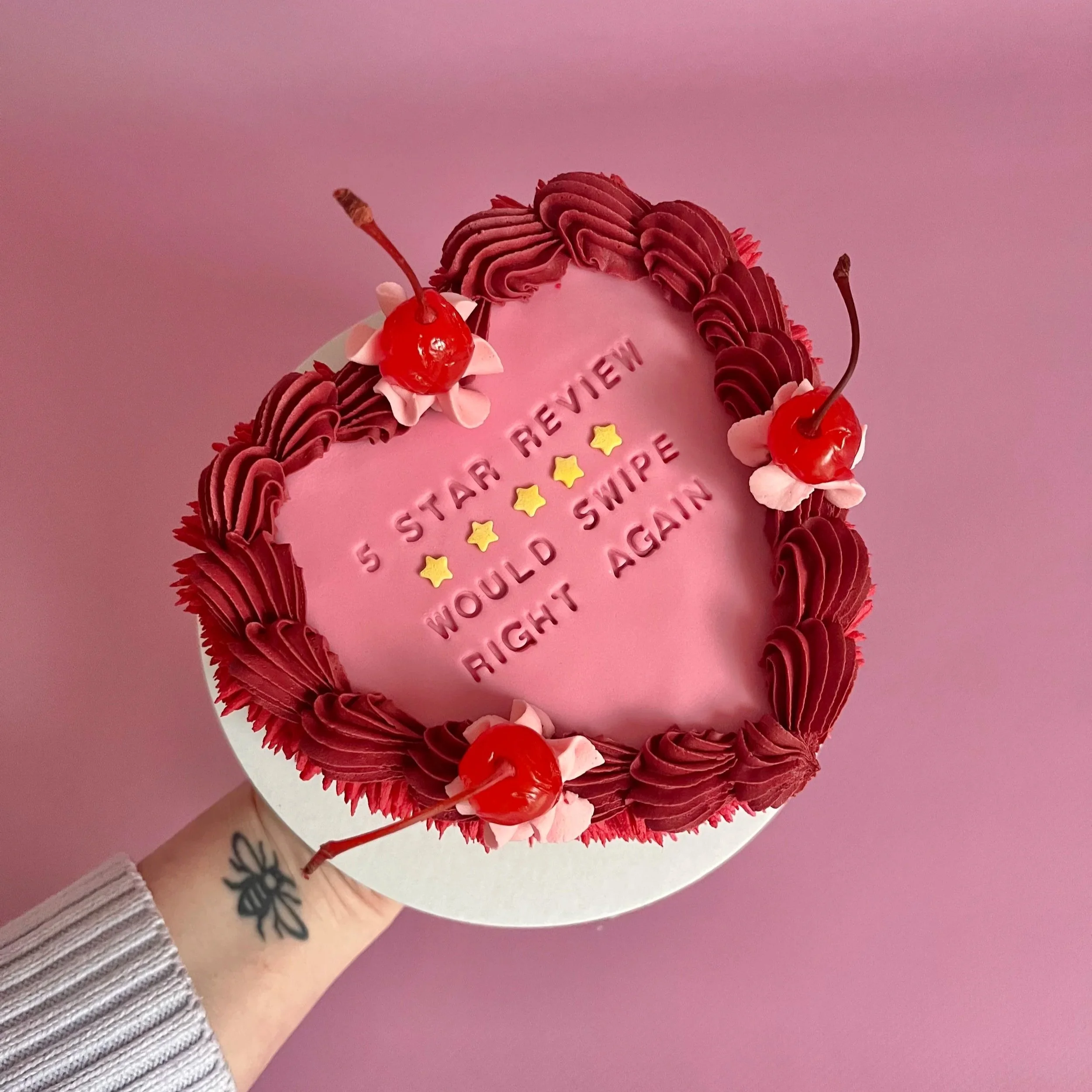 Viral 5 star review cake