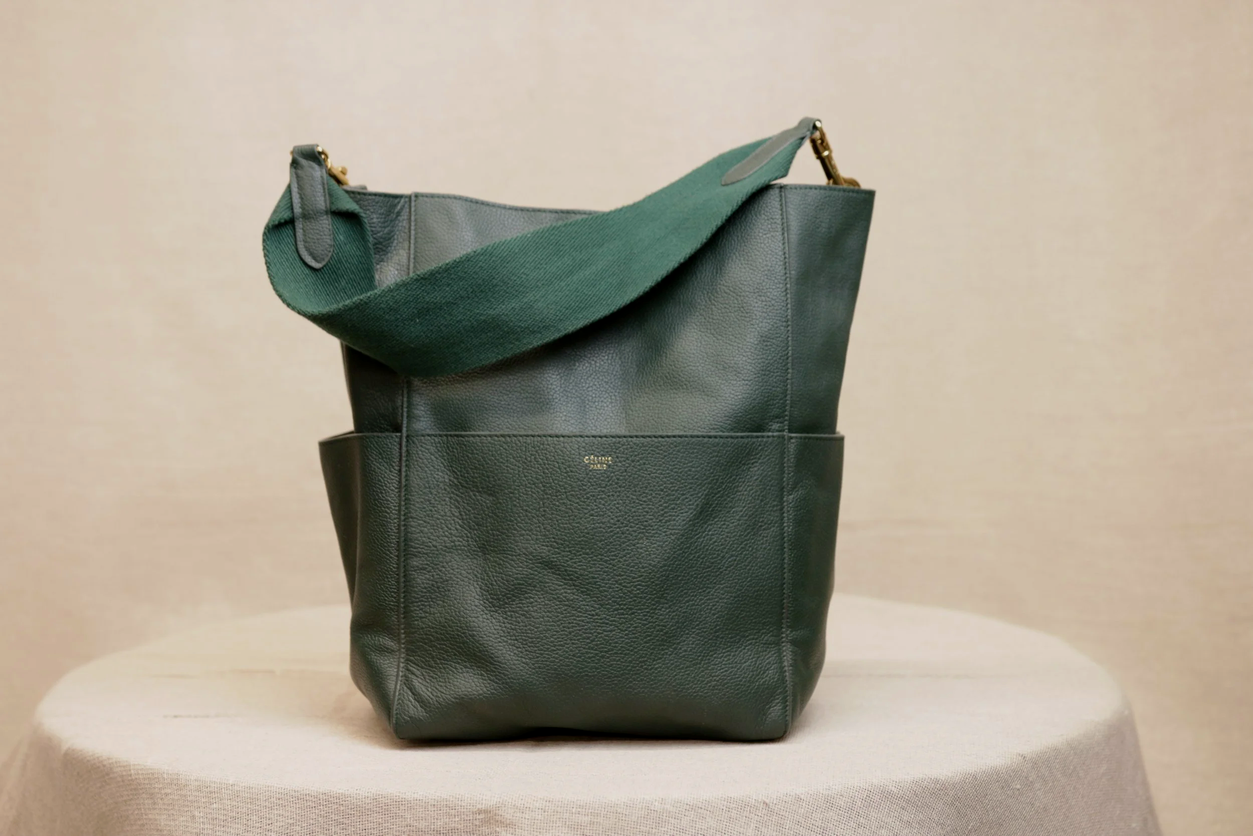 Céline Seau Sangle Leather Shoulder Bag in Green