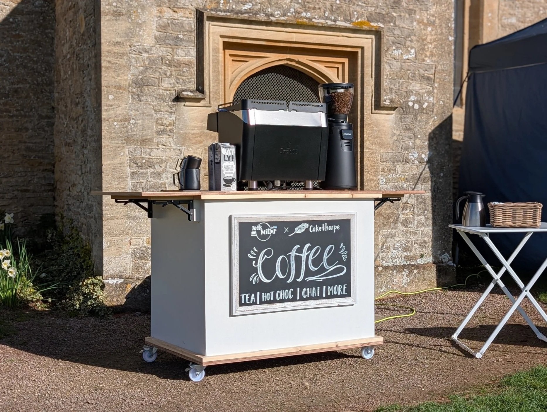 Coffee+Bar+Outside.jpg
