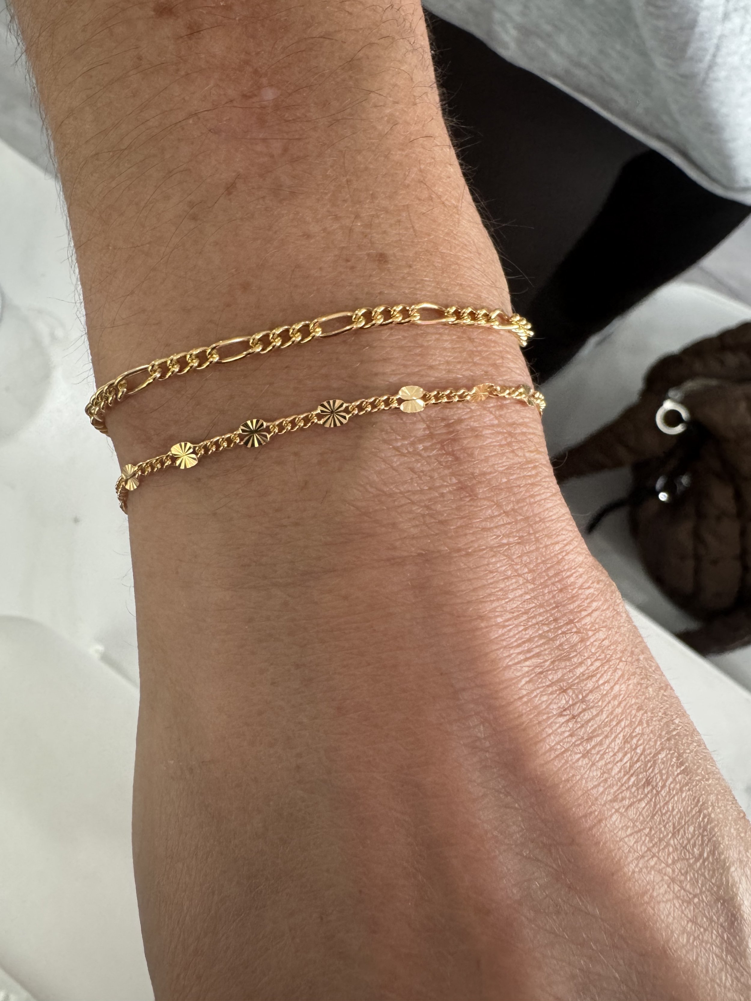 Permanent Jewelry at Messy's, Shawnee, KS