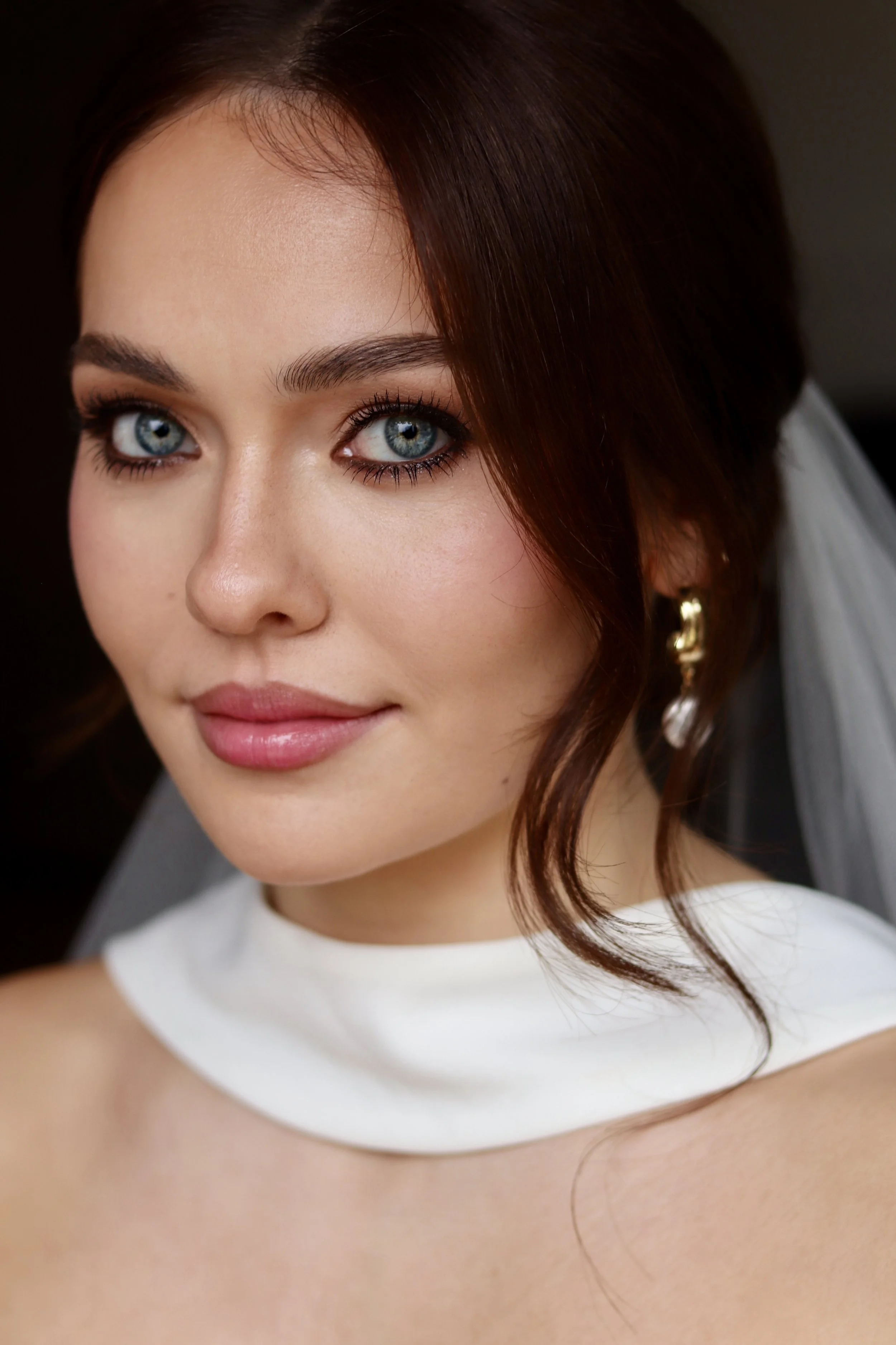 jasmine-smokey-bridal-eye-makeup.jpg