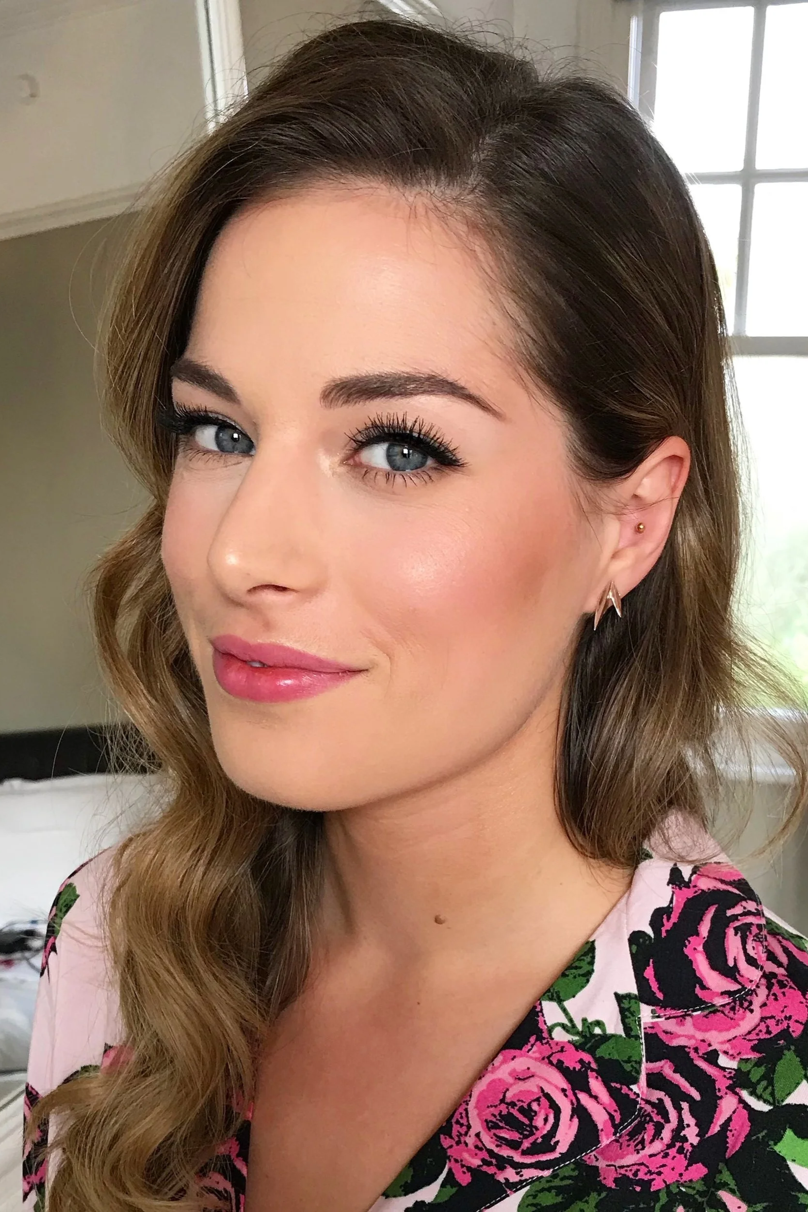 pink-bridesmaid-makeup.png