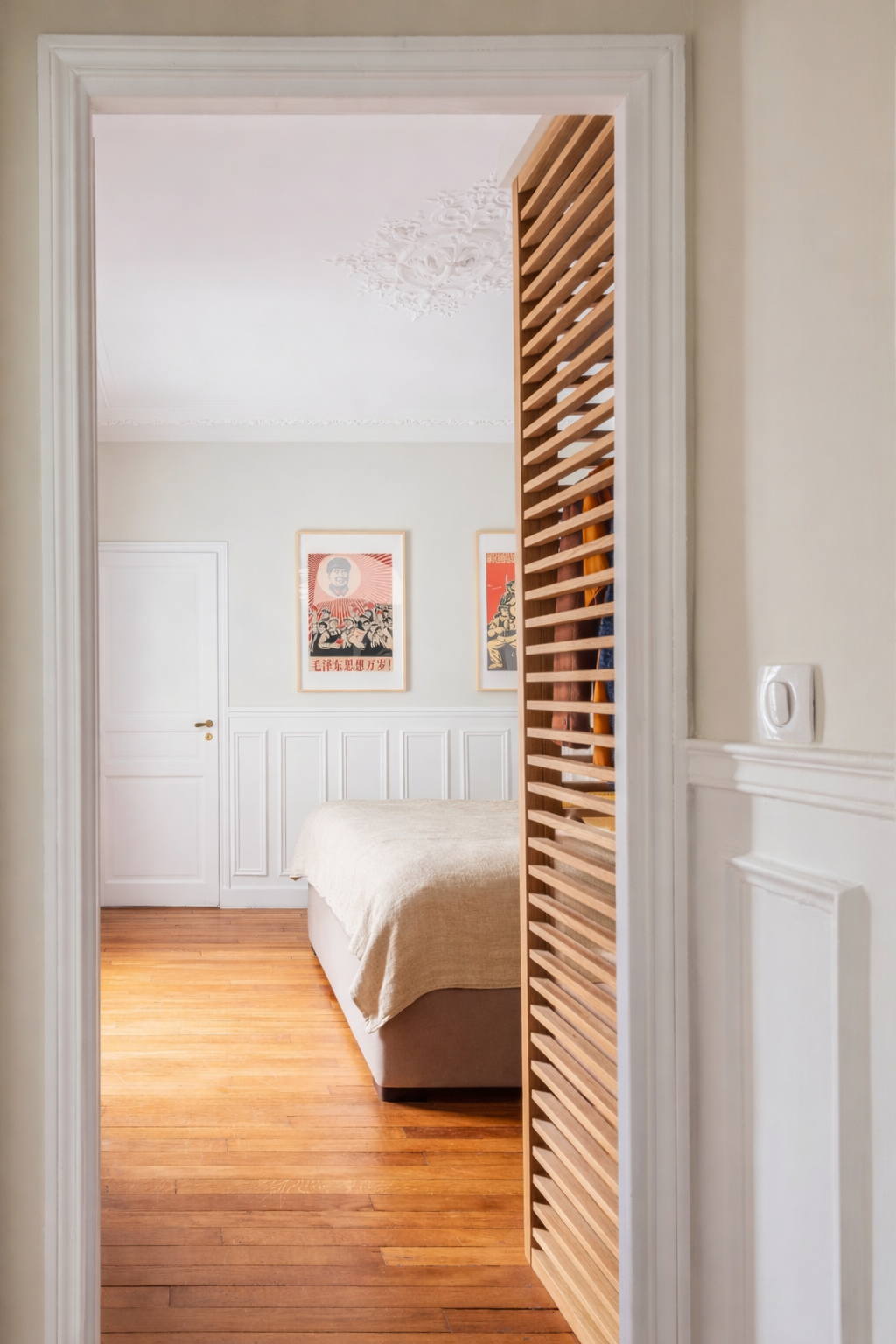 Rénovation d'un appartement haussmannien chambre et dressing  Ilaria Festa Architecture Paris 
