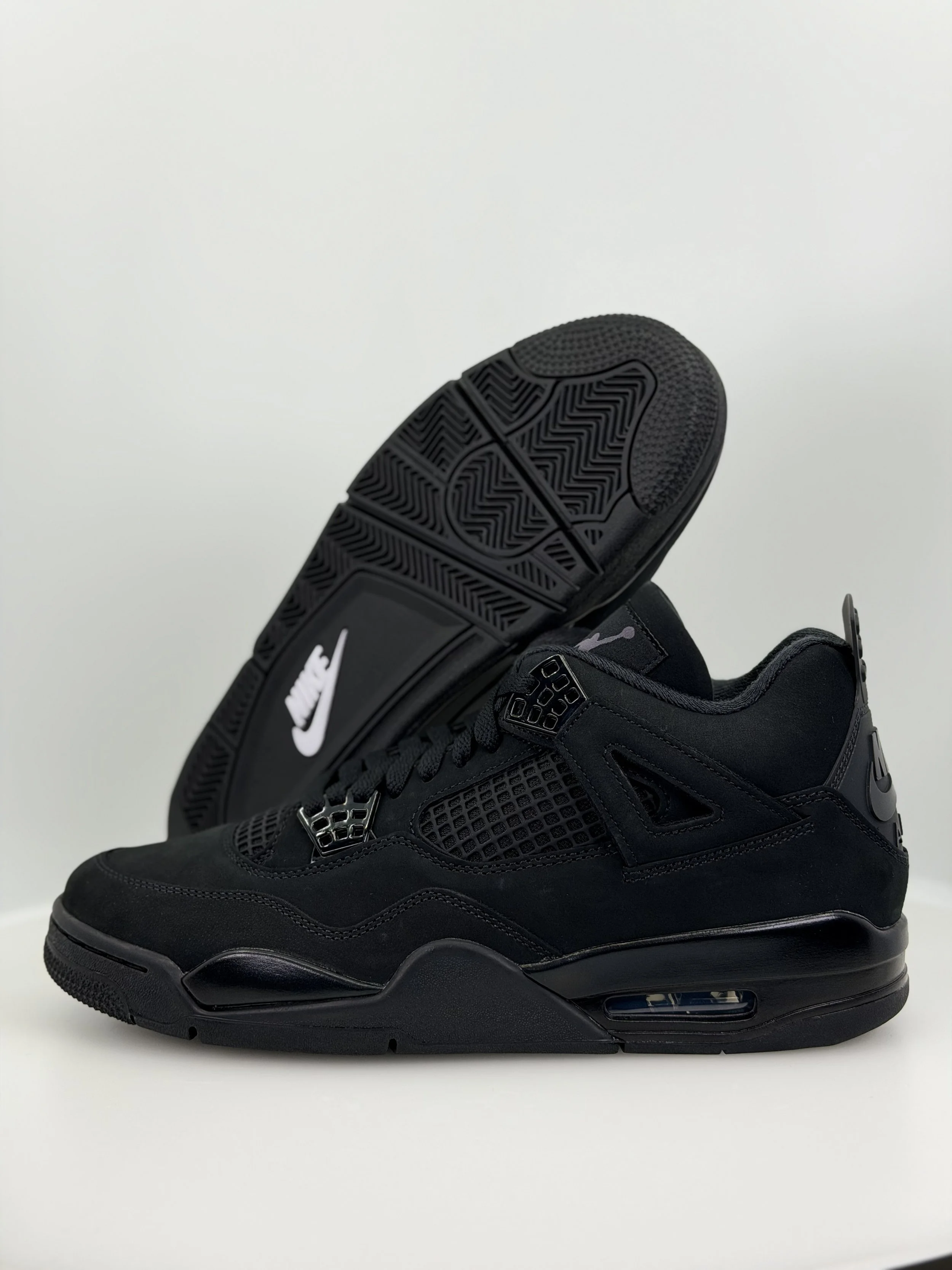Air Jordan Retro 4 - Black Cat