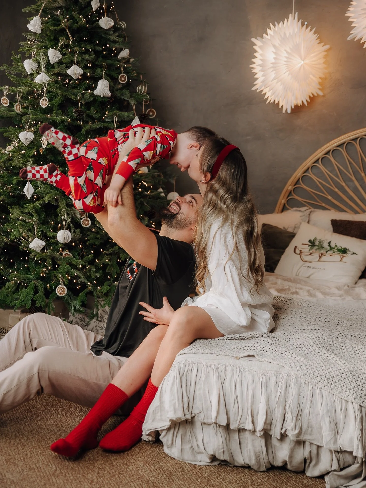 Mīlestība. Siltums. Kopā bū&scaron;ana 🤍
Priecīgus, gai&scaron;us un mierpilnus Ziemassvētkus!❤️🎄