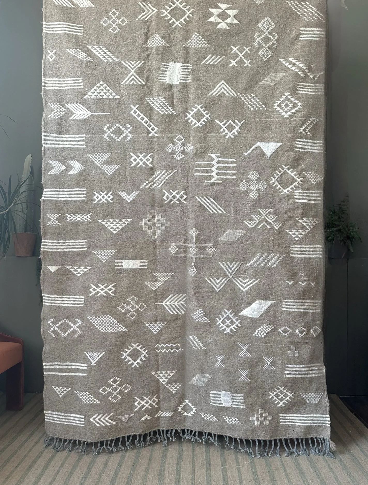 Sample Sale, Berber Kilim Flat-woven rug in Natural/greige (RRP: £495)