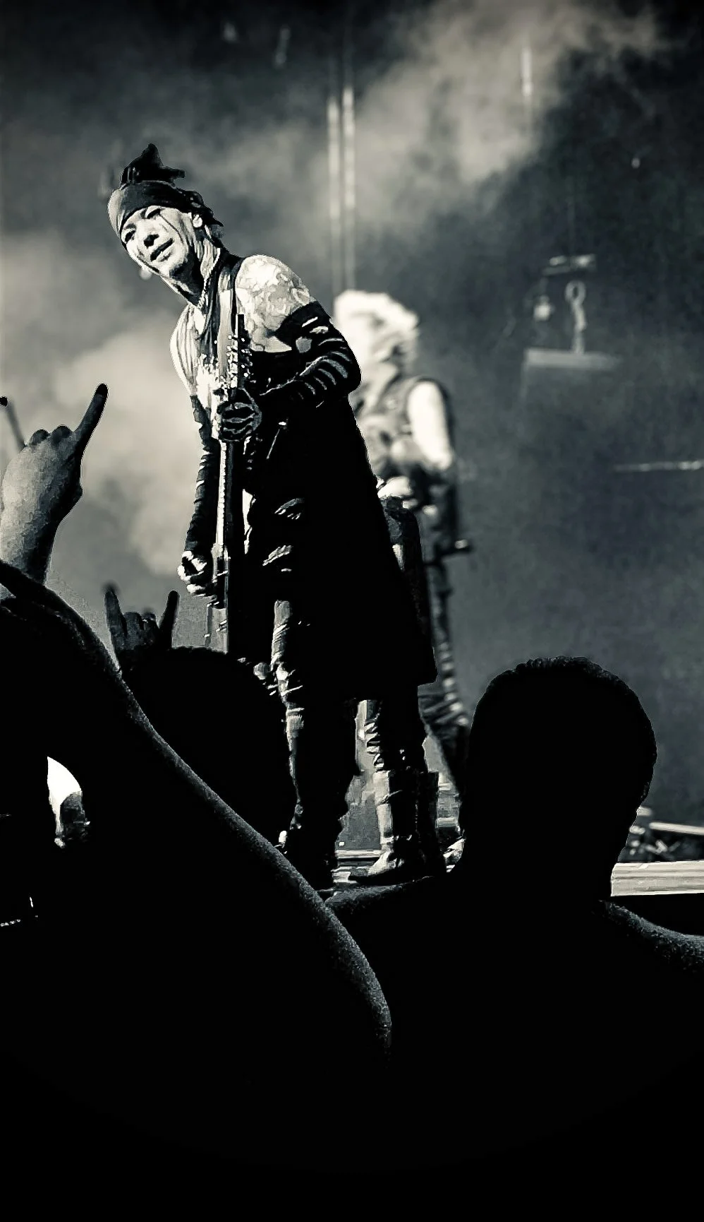 DJ Ashba - Sixx:A.M.