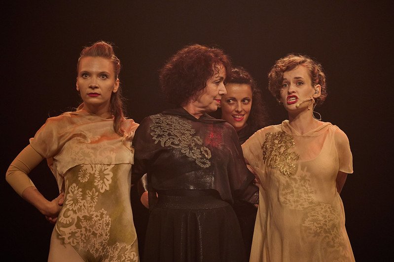 obnaŽENA chce prolomit tabu o ženském cyklu