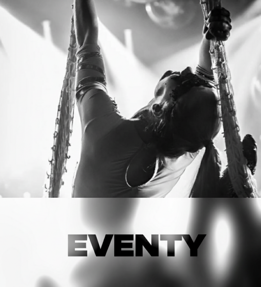 ivy-kolcun-aerial-silk-event-blackwhite