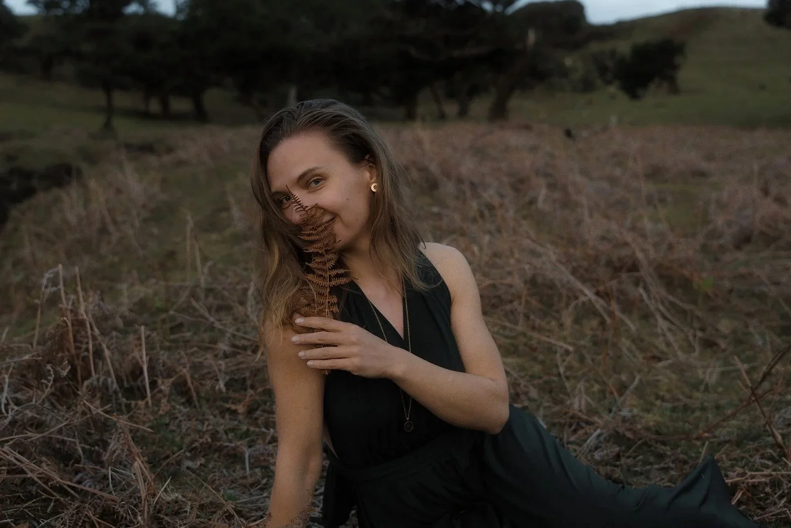 ivy-kolcun-forest-sitting-portrait-by-dana-batikova