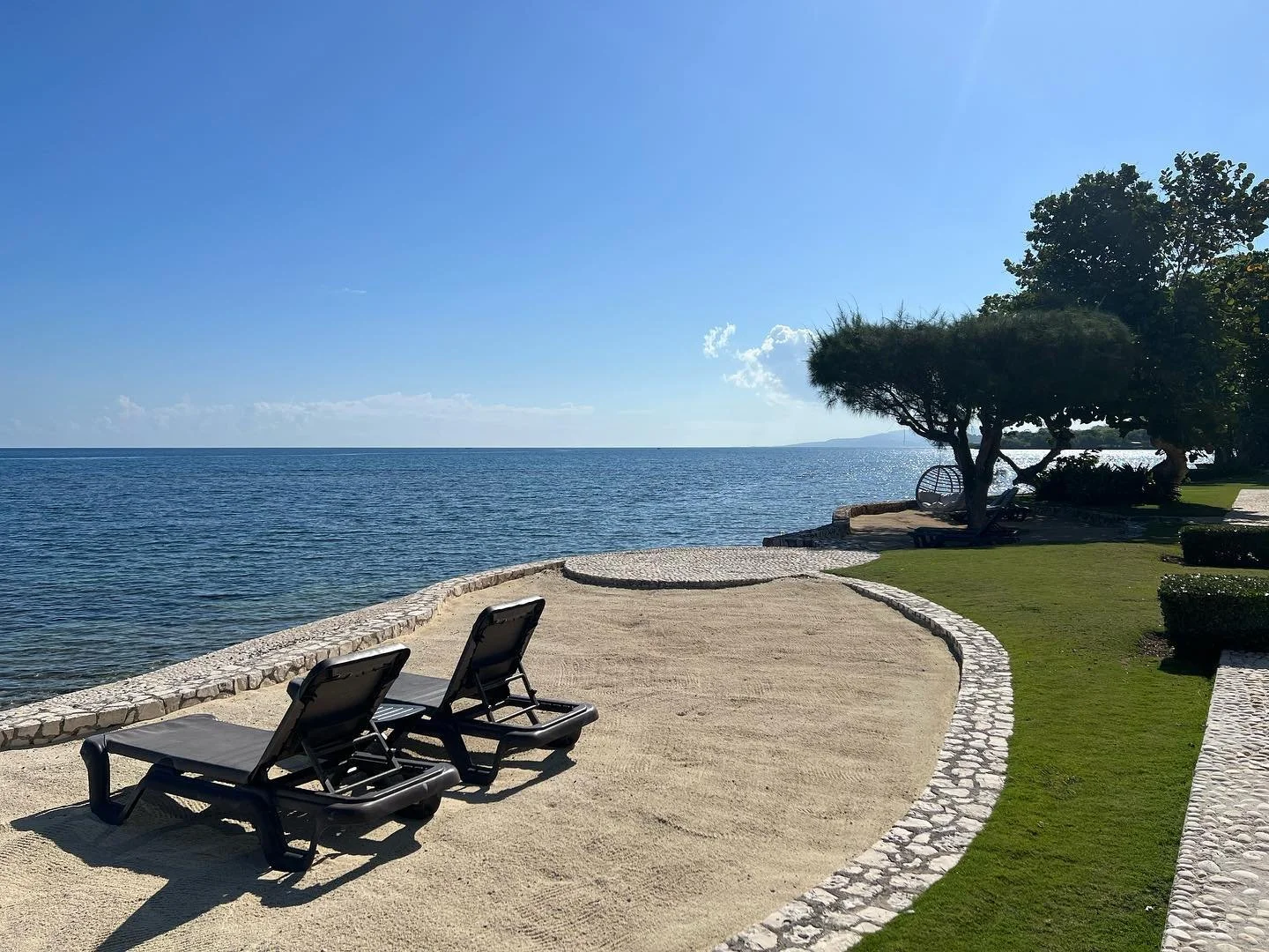 Morning view @phoenixjamaica #jamaica #phoenixjamaica #visitjamaica #montegobay #tryallclub