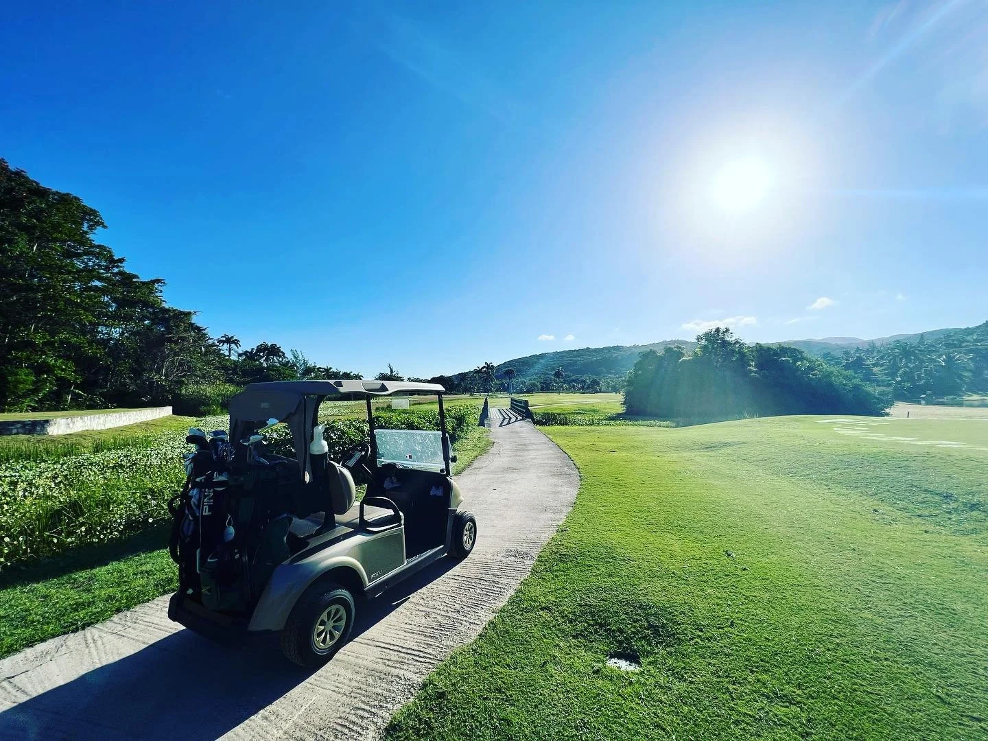 It was a gorgeous day @tryallgolf today! #tryallclub #golf #phoenixjamaica #visitjamaica #jamaicagolf