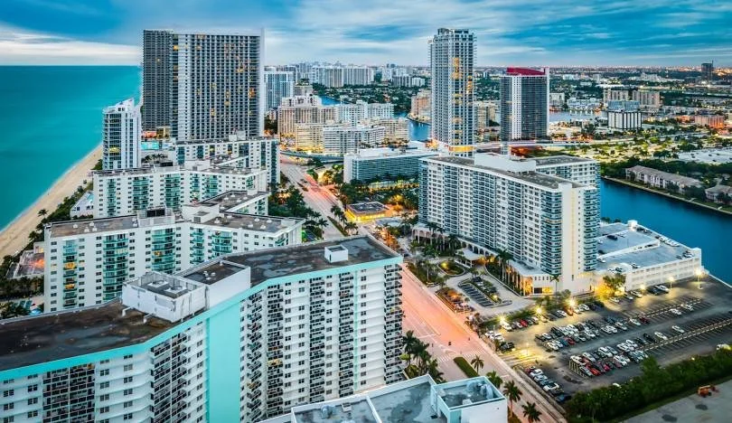 Portable Bathrooms in Hollywood, FL