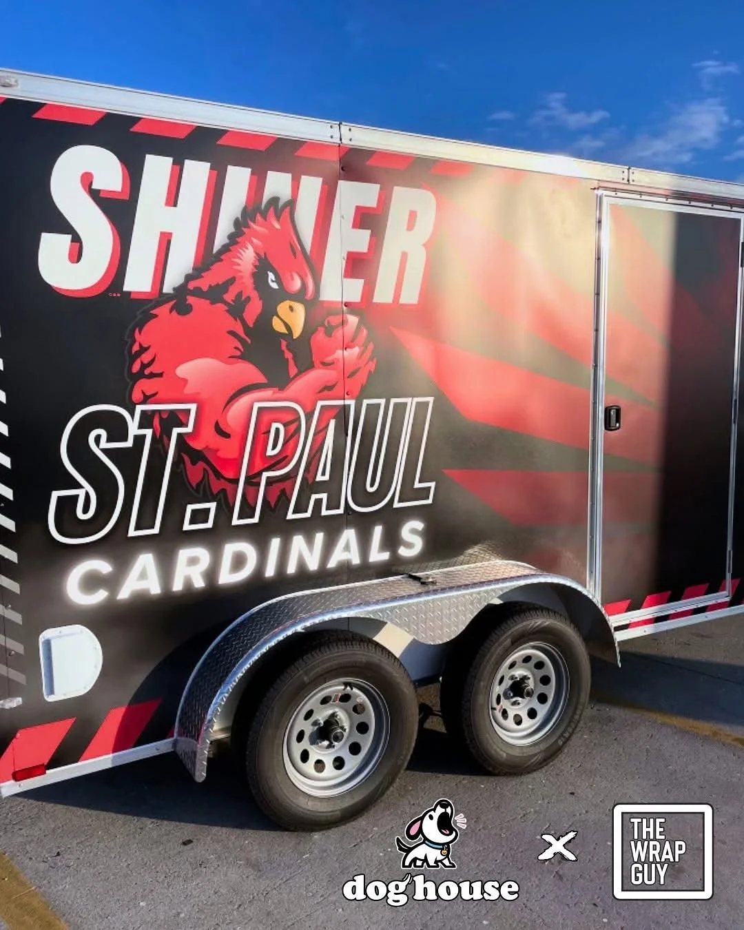 Two dogs, one wrap, zero misses 🐾🔥
#DoghouseDesignCo x #TheWrapGuy