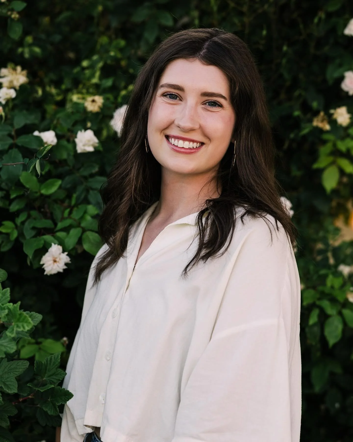 This branding session for Tidal Shift Media with @miahkbeck on Orcas Island, WA could not have been dreamier! 

With her background in journalism, Mia helps brands tell their story and connect with clients through meaningful marketing - and we wanted