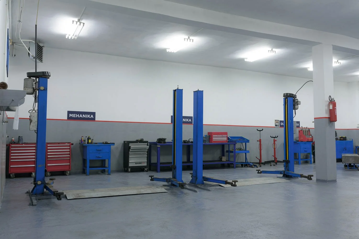 Auto Centar Global 2.jpg