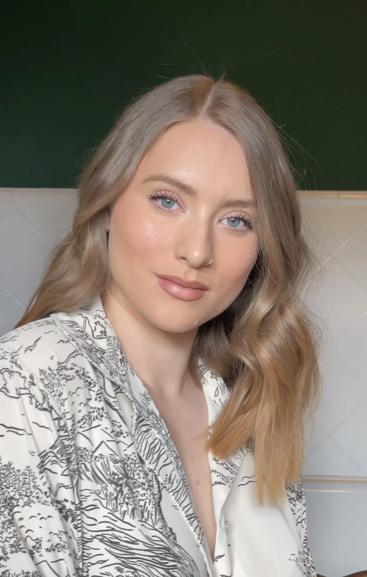 Molly-dickson-london-makeup-artist