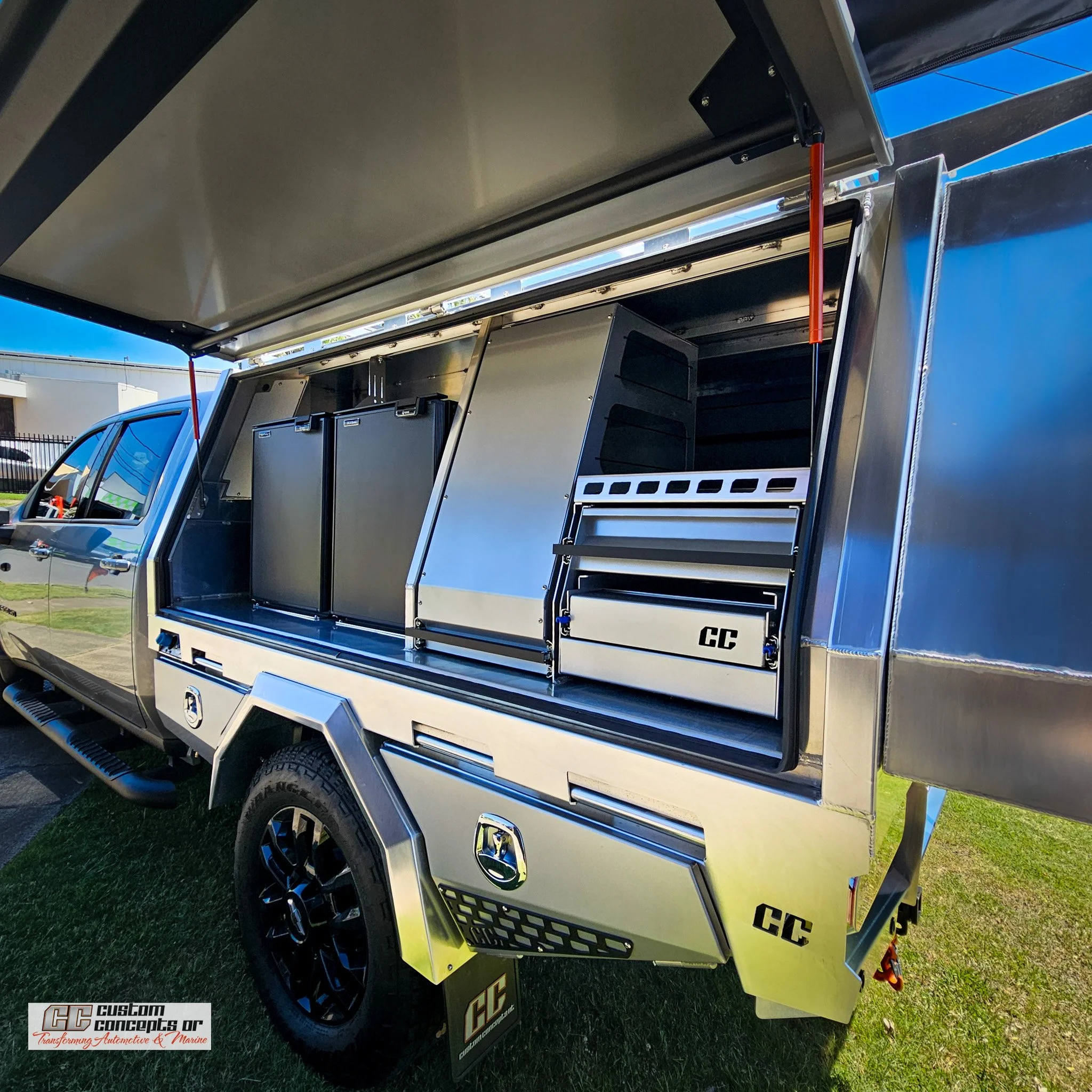 aluminium-ute-canopy-side-access-internal-storage.jpg.jpg