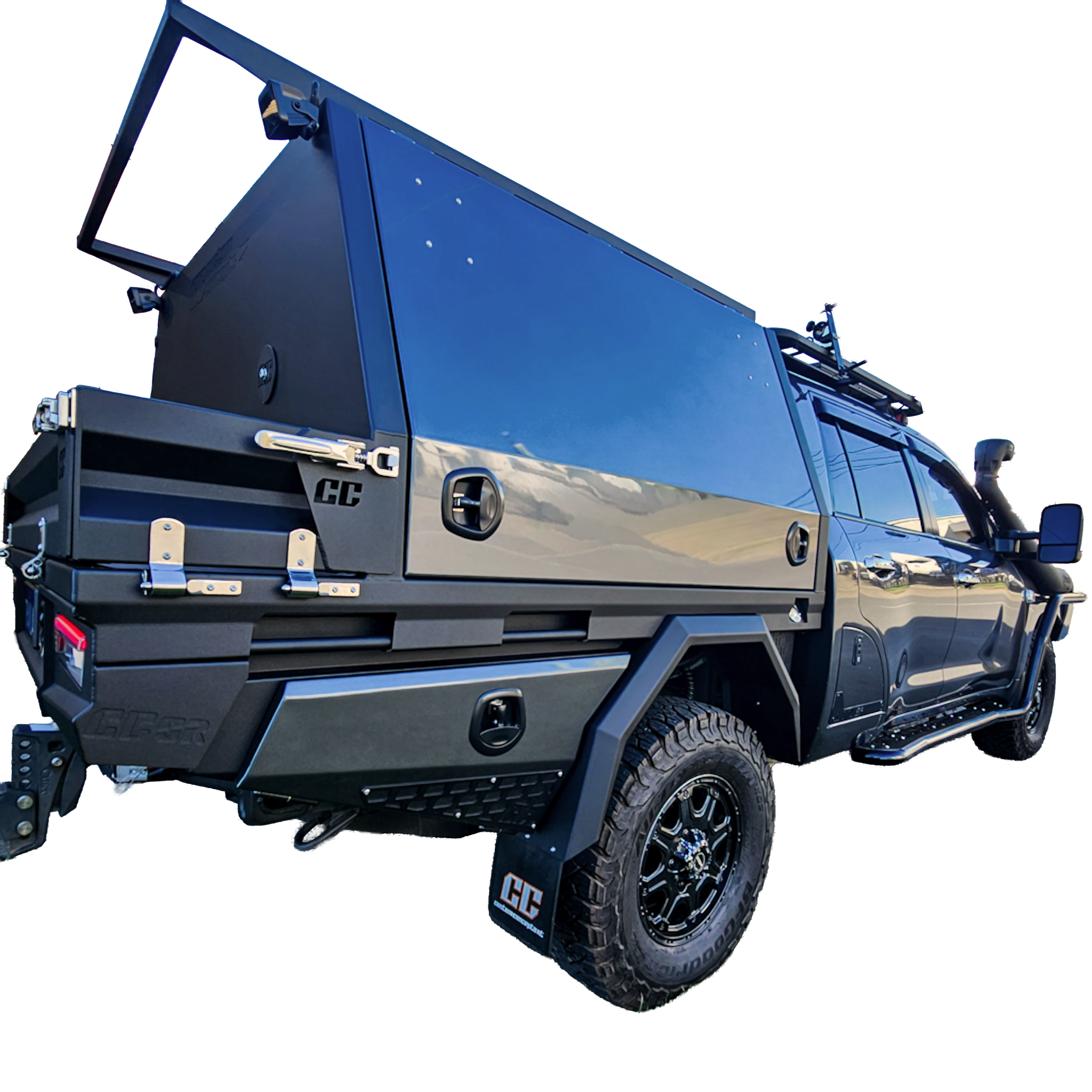 Custom chopped Toyota LandCruiser 200 Series aluminium chassis-mounted module by Custom Concepts Off-Road in Brisbane featuring gullwing storage, under-tray toolboxes and premium Australian-made fabrication.