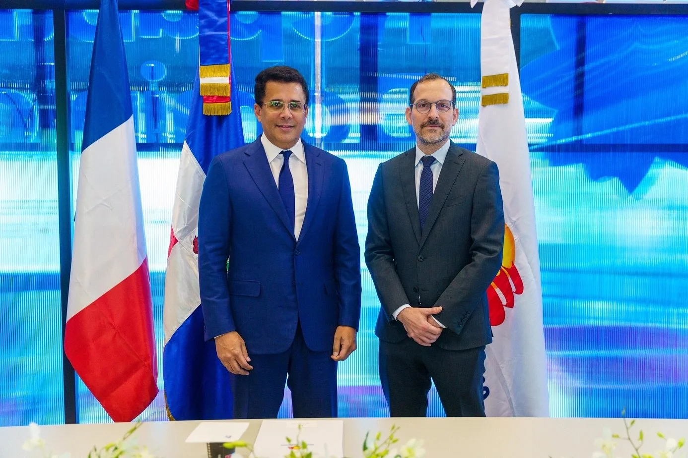 🌴 L&rsquo;ambassadeur David Puig et l&rsquo;&eacute;quipe de l&rsquo;ambassade ont accompagn&eacute; le ministre du Tourisme David Collado et d&rsquo;&eacute;minents dirigeants du secteur au salon du tourisme IFTM 2025 o&ugrave; la R&eacute;publique
