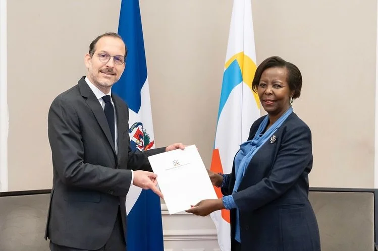🇩🇴 La R&eacute;publique dominicaine continue de renforcer ses liens avec la communaut&eacute; francophone.

L&rsquo;ambassadeur de la R&eacute;publique dominicaine en France, David Puig, a pr&eacute;sent&eacute; le 21 octobre 2025 ses lettres de cr