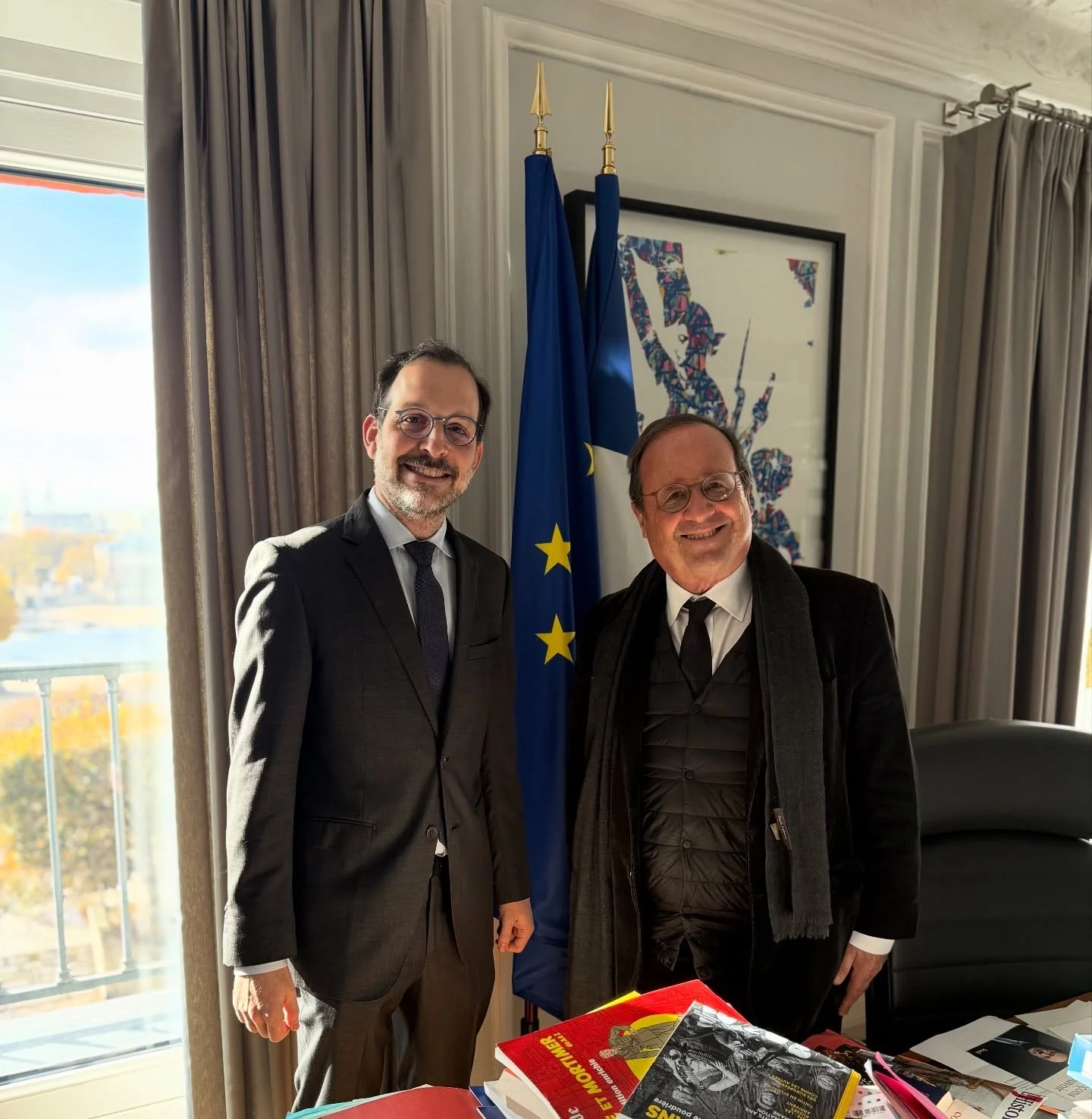 L&rsquo;ambassadeur de la R&eacute;publique dominicaine en France, Son Excellence David Puig, a rencontr&eacute; M. Fran&ccedil;ois Hollande, ancien pr&eacute;sident de la R&eacute;publique fran&ccedil;aise.

La rencontre a &eacute;t&eacute; l&rsquo;