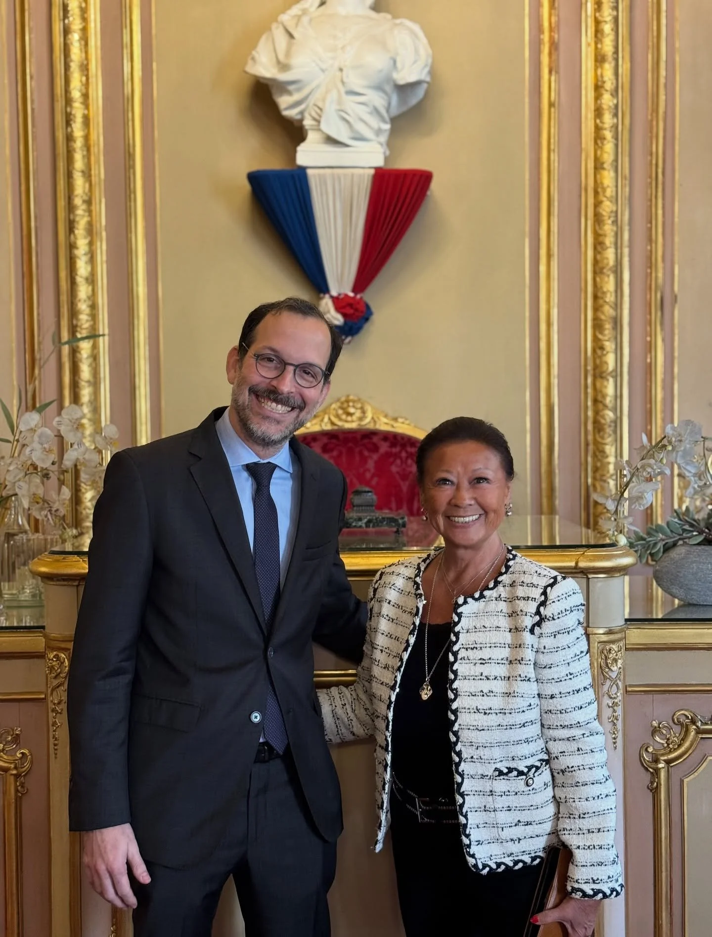 L&rsquo;ambassadeur David Puig a rencontr&eacute; Jeanne d&rsquo;HAUTESERRE, maire du 8e arrondissement de Paris, o&ugrave; se trouve le si&egrave;ge de notre ambassade depuis plus de vingt ans.

Au cours de cette rencontre, ils ont discut&eacute; d&