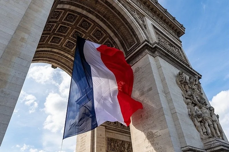 #11Novembre I Le 11 novembre la France comm&eacute;more l&rsquo;Armistice de 1918 et la fin de la Premi&egrave;re Guerre Mondiale. En ce jour, partout dans le pays, de nombreuses c&eacute;r&eacute;monies ont lieu pour rendre hommage &agrave; tous les