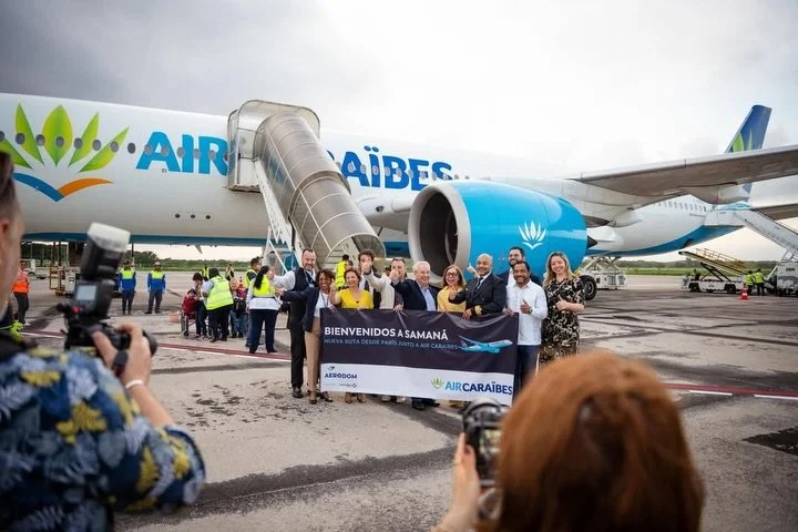 Repost from @turismord
&bull;
&iexcl;Los vuelos entre 🇫🇷Par&iacute;s y 🇩🇴Saman&aacute; con @aircaraibes, ya son realidad! 🤩🛬

🛩️🏝️ Ayer, desde el Aeropuerto Internacional Presidente Juan Bosch (El Catey), qued&oacute; inaugurado el vuelo dire