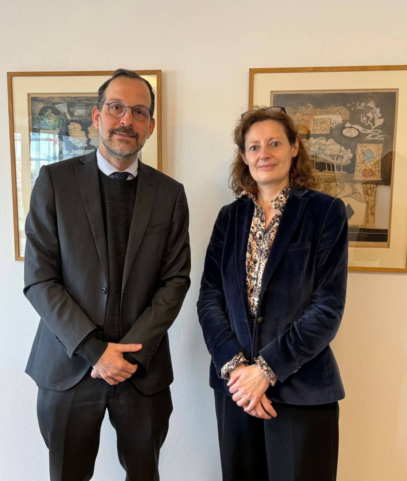 L&rsquo;ambassadeur de la R&eacute;publique dominicaine en France, S.E. M. David Puig, a tenu une r&eacute;union de travail avec Mme Alix &Eacute;verard, directrice des Am&eacute;riques et des Cara&iuml;bes au minist&egrave;re de l&rsquo;Europe et de