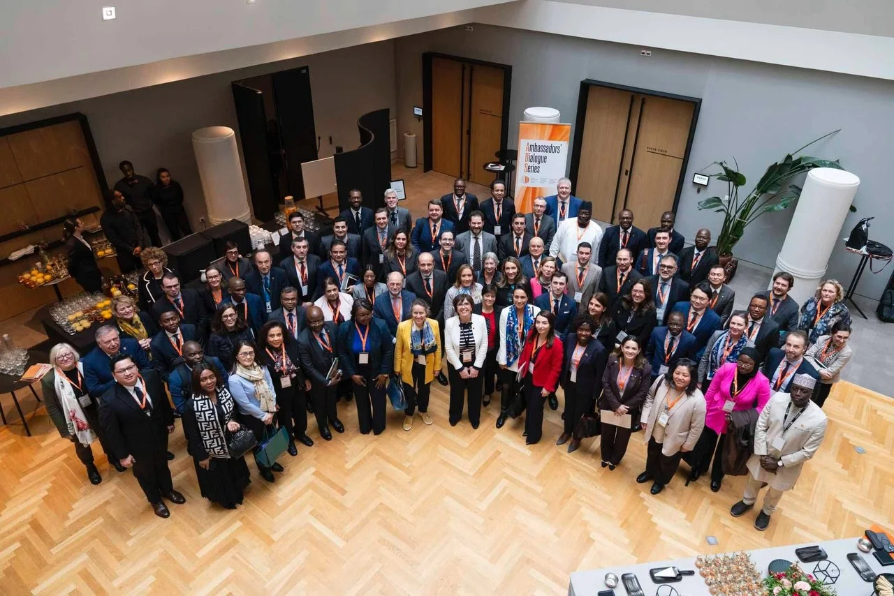 L&rsquo;ambassadeur David Puig a particip&eacute; &agrave; la premi&egrave;re &eacute;dition de l&rsquo;Ambassadors&rsquo; Dialogue Series, organis&eacute;e par l&rsquo;Organisation mondiale de la sant&eacute; animale (OMSA), en compagnie de la trois