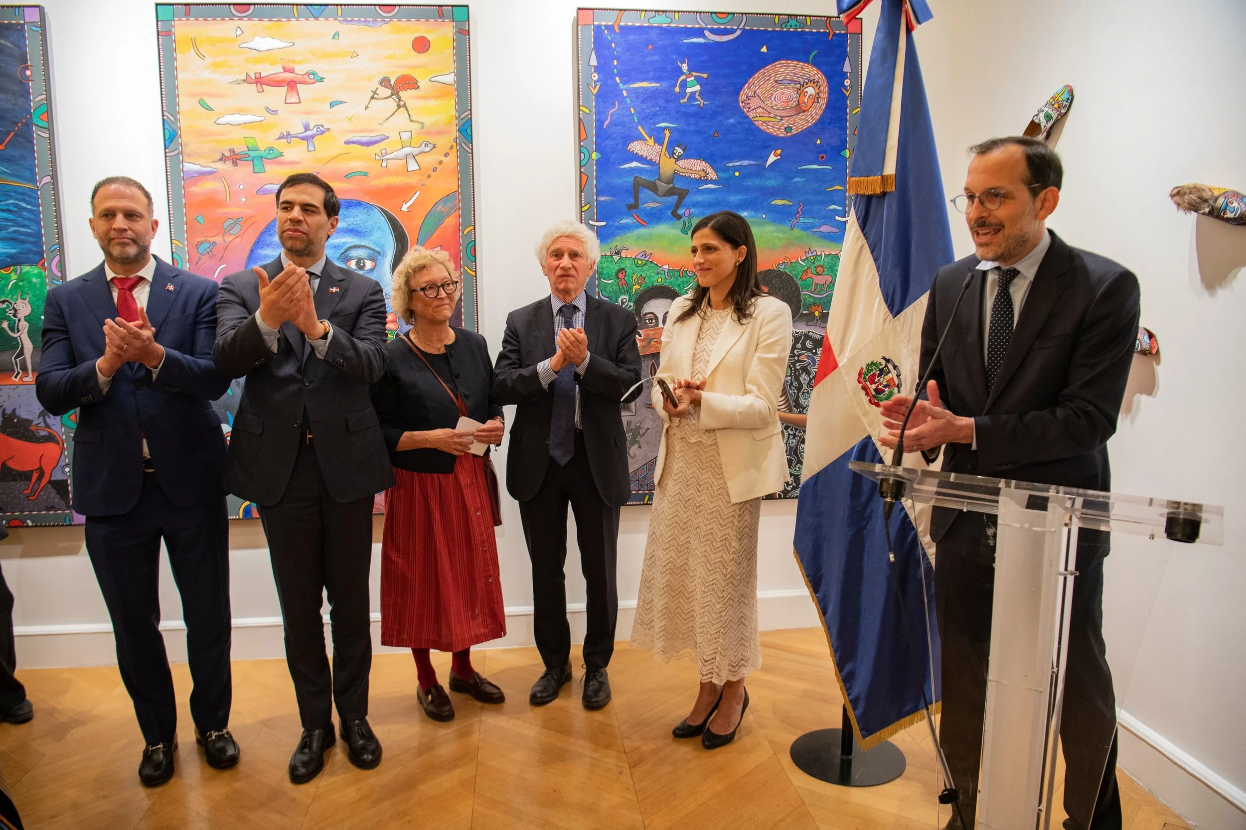 🇩🇴🇫🇷 El arte dominicano brilla en Par&iacute;s.

En el marco de la Semana Dominicana en Francia 2026, la Embajada de la Rep&uacute;blica Dominicana en Francia se enorgullece de presentar la exposici&oacute;n &laquo;Archipi&eacute;lago improbable.