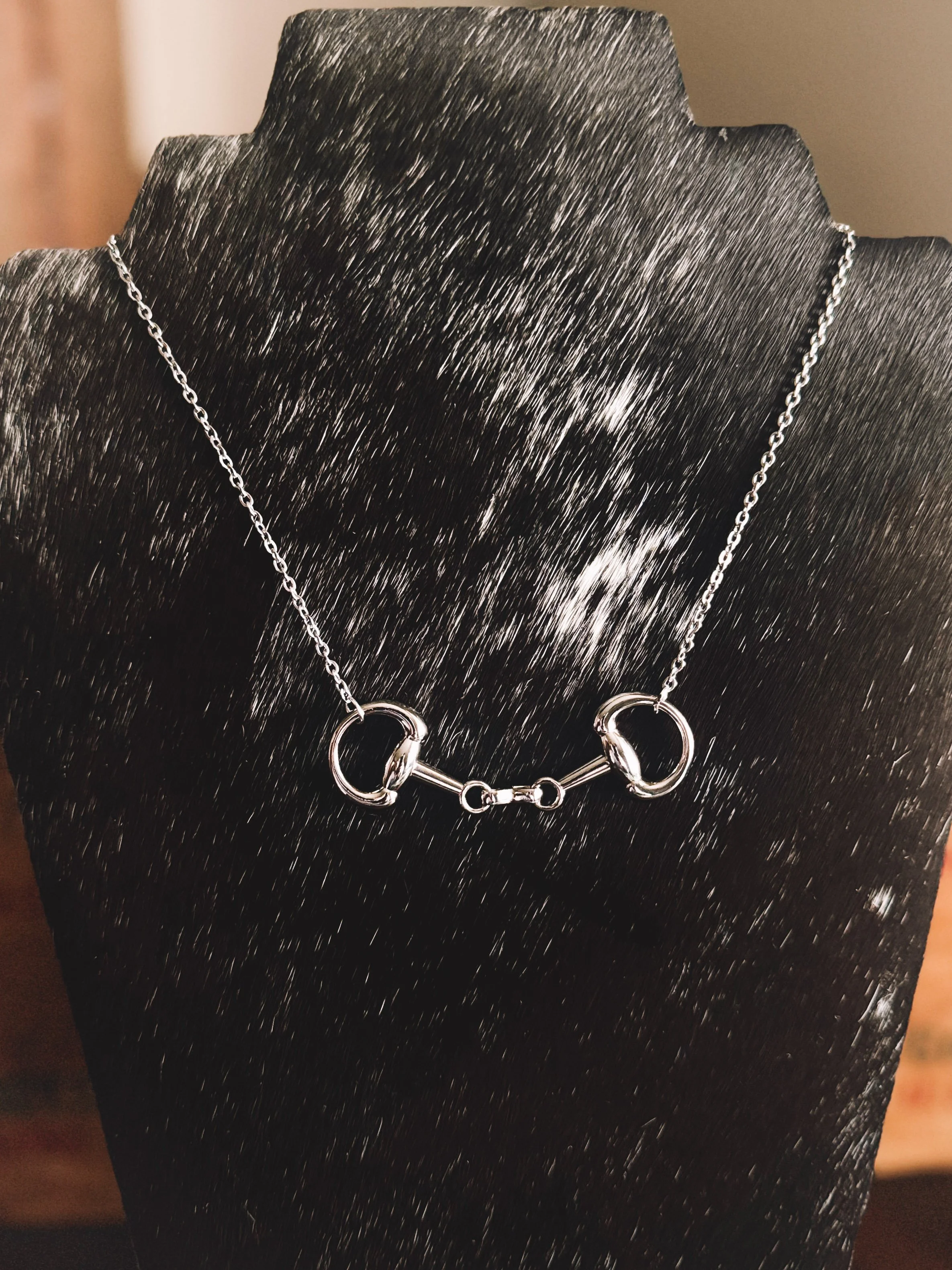 Show Stopper Snaffle Bit Neckalce