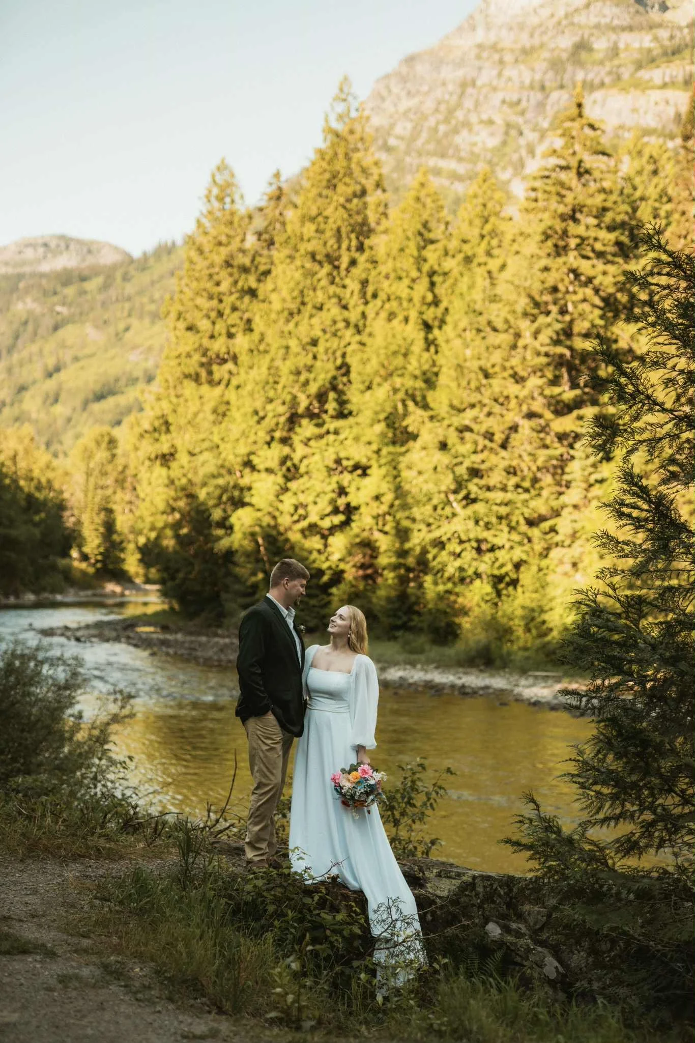 Hunter and Keltzie Meeks wedding photo