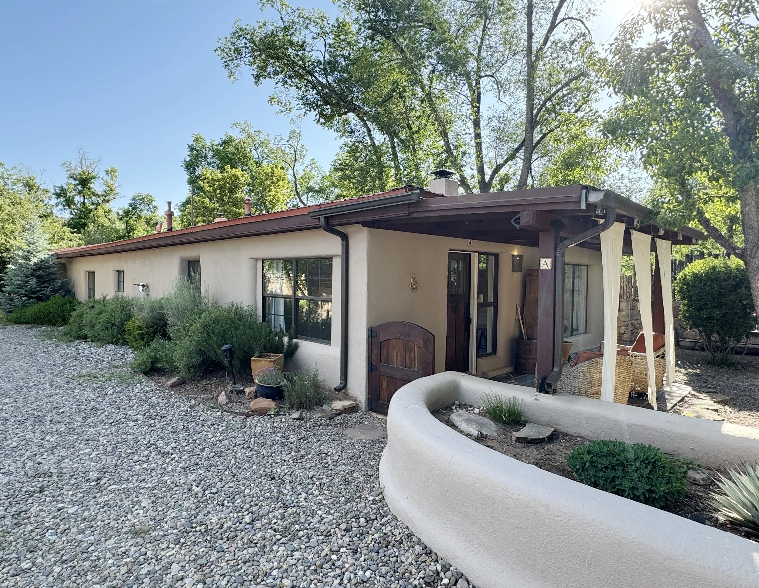 Tesuque Home Full with plantar.jpg