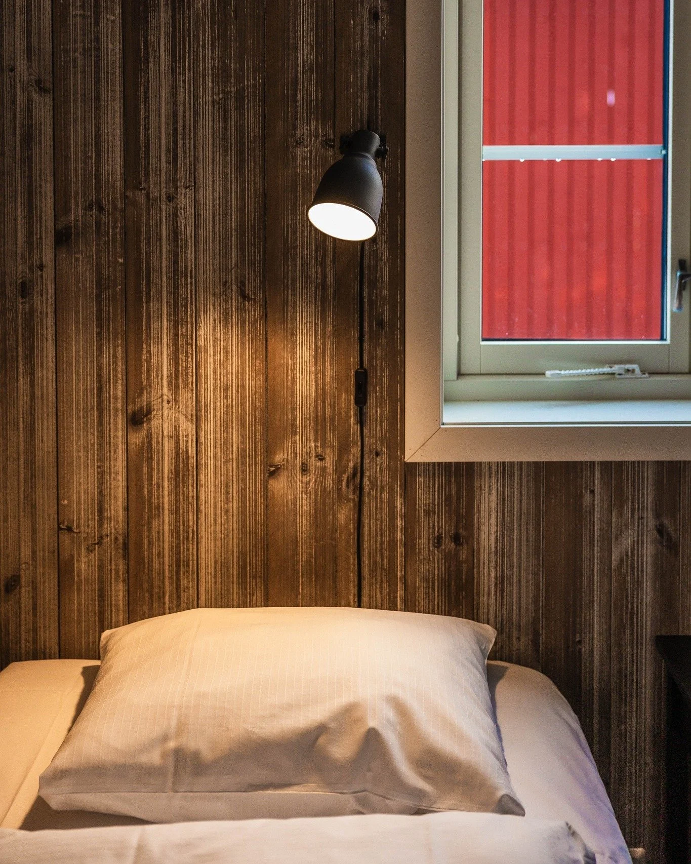 Sleep close to the elements🫶🏼

#lofoten #visitlofoten #arcticresortlofoten #LofotenIslands  #accommodation